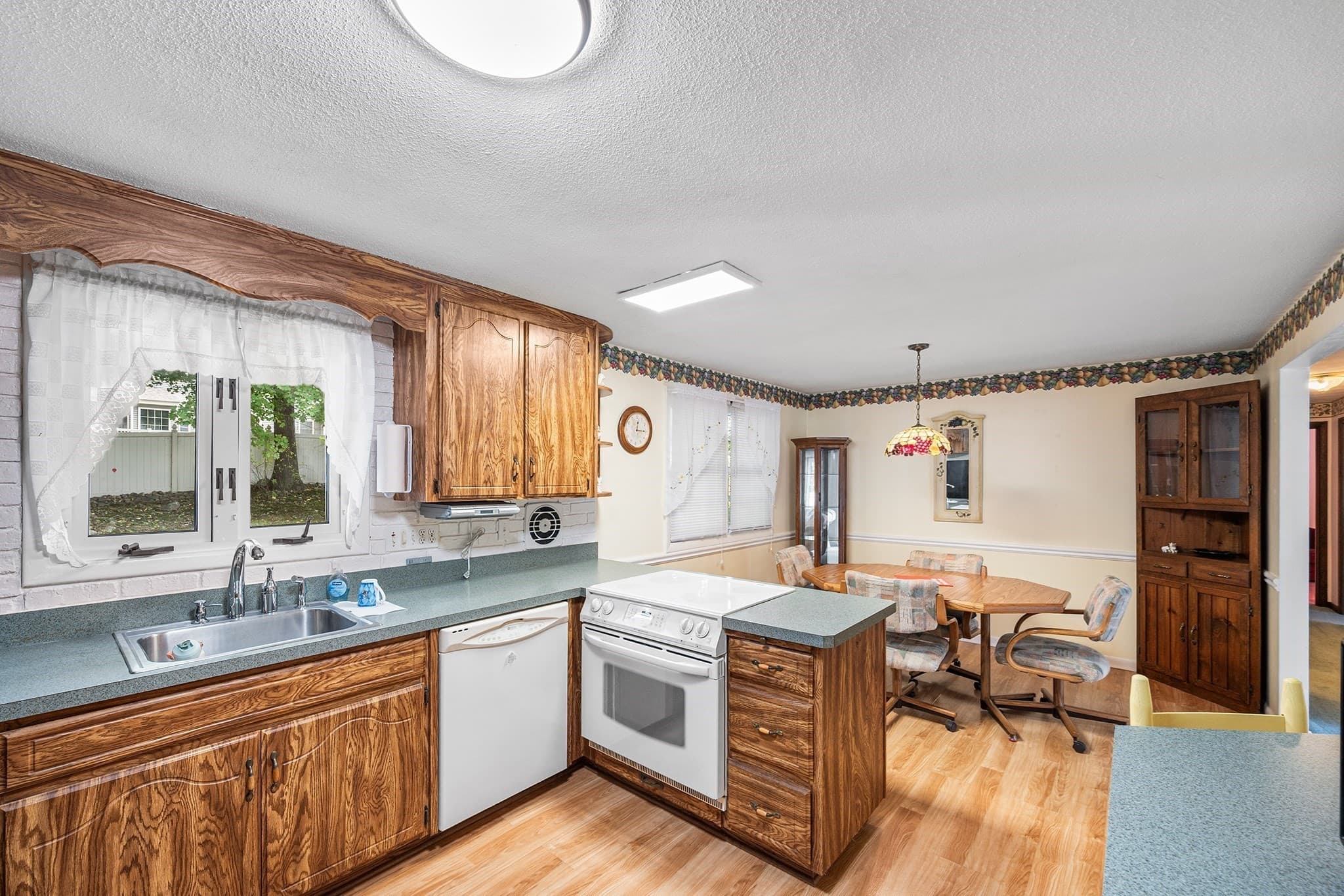 Single Family Residence at 53 Catherine Dr, Peabody MA 01960, Peabody, photo 11 of 40