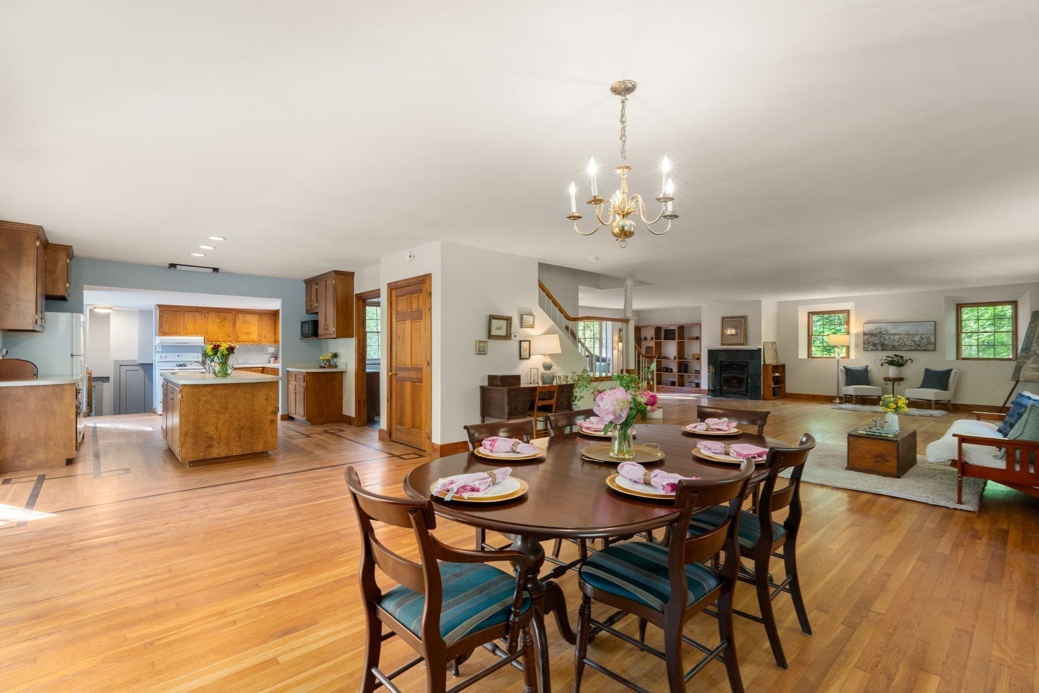 Single Family Residence at 102 Concord Road, Sudbury MA 01776, Sudbury, photo 11 of 42