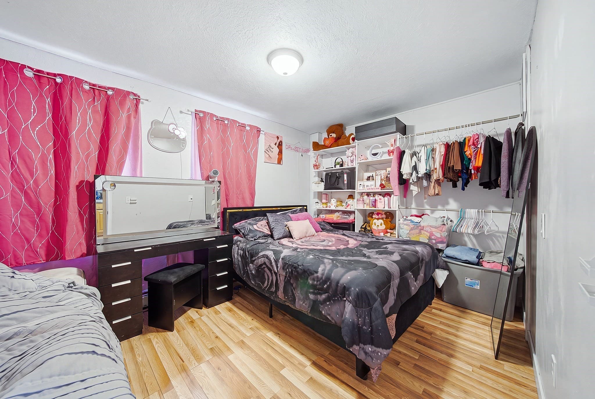 2 Family - 2 Units Up/Down at 8 Cady St, Lowell MA 01852, Lowell, photo 6 of 42