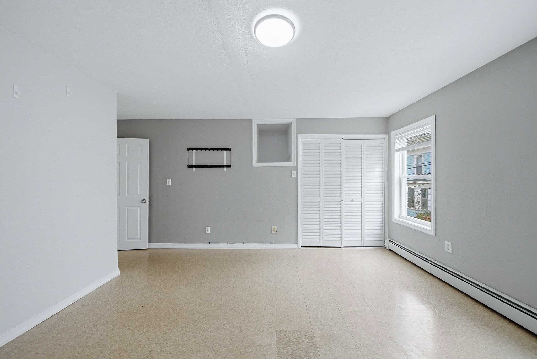 2 Family - 2 Units Up/Down at 8 Cady St, Lowell MA 01852, Lowell, photo 19 of 42