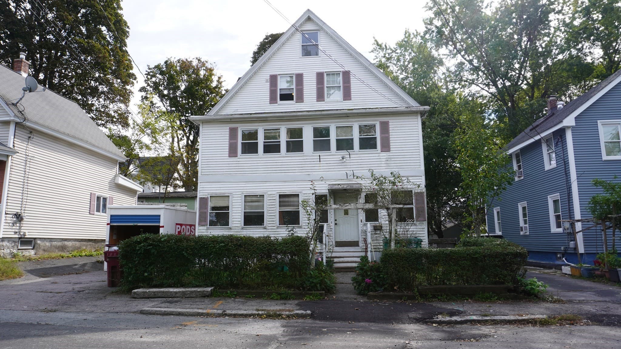 12-14 Billings St, Lowell MA 01850