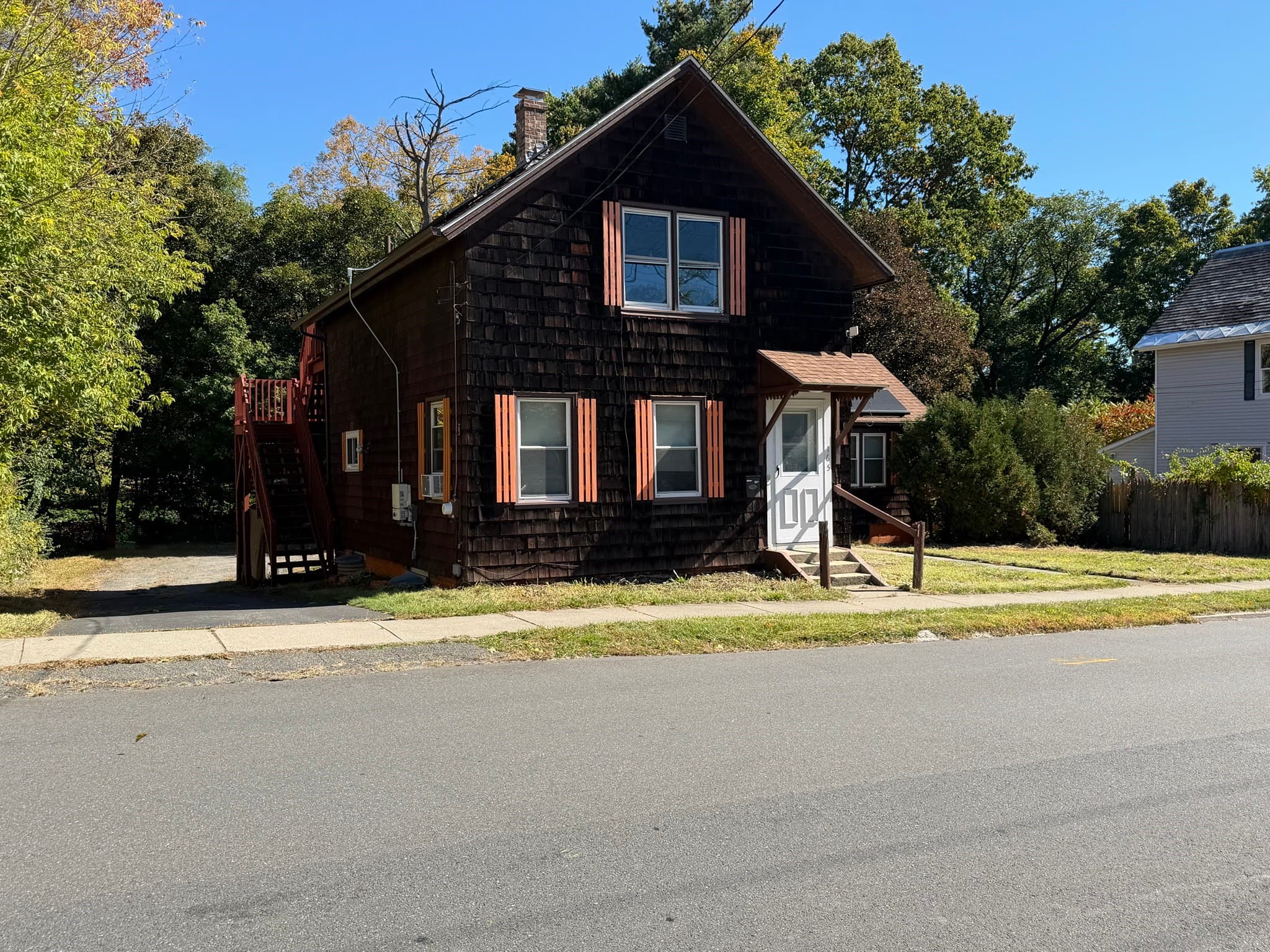Single Family Residence at 165 Chapman St, Greenfield MA 01301, Greenfield, photo 2 of 25