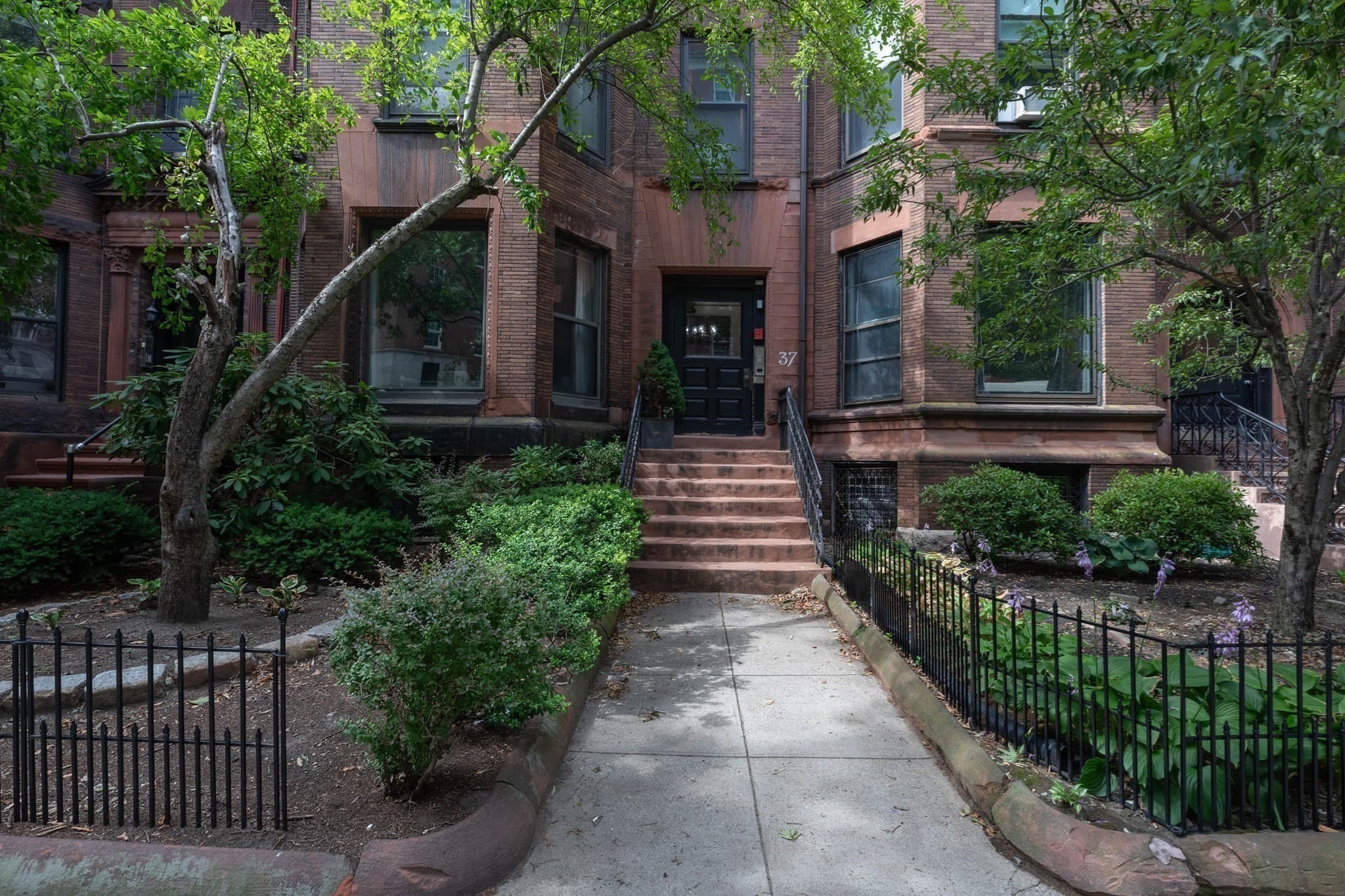 Condominium at 37 Bay State # 3, Boston MA 02215, Boston, photo 34 of 36