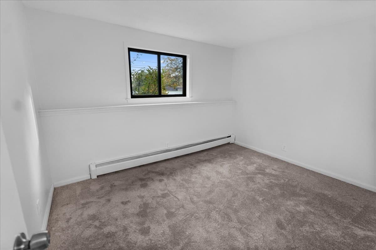 Condominium at 635 W Lowell Ave # 2, Haverhill MA 01832, Haverhill, photo 3 of 10