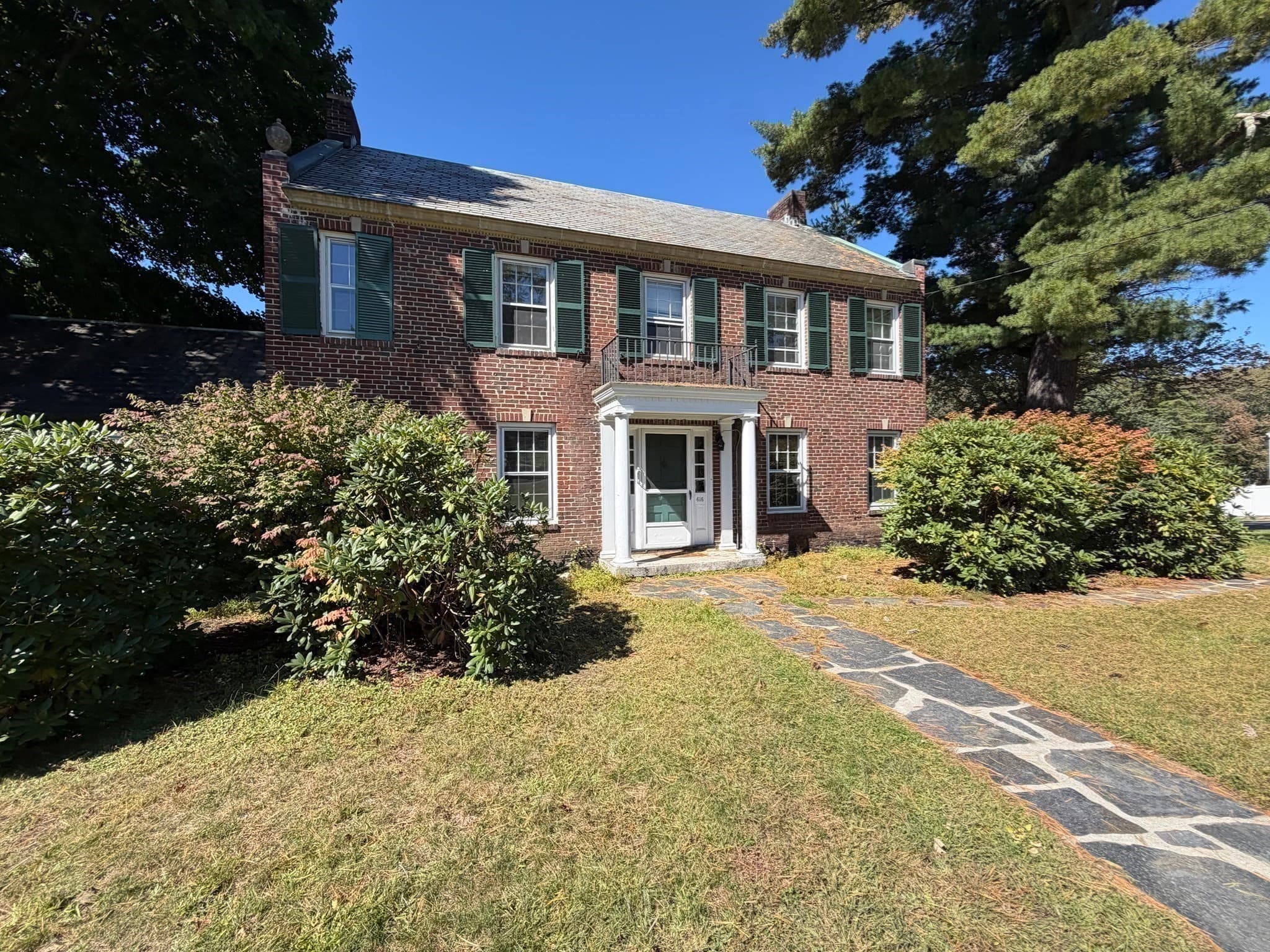 616 Bernardston Rd, Greenfield MA 01301