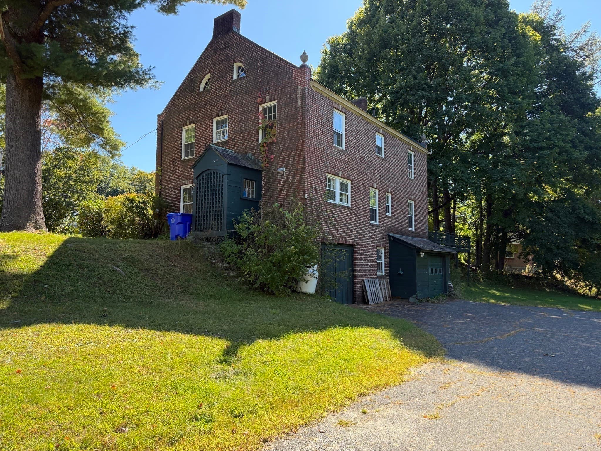 Single Family Residence at 616 Bernardston Rd, Greenfield MA 01301, Greenfield, photo 5 of 34