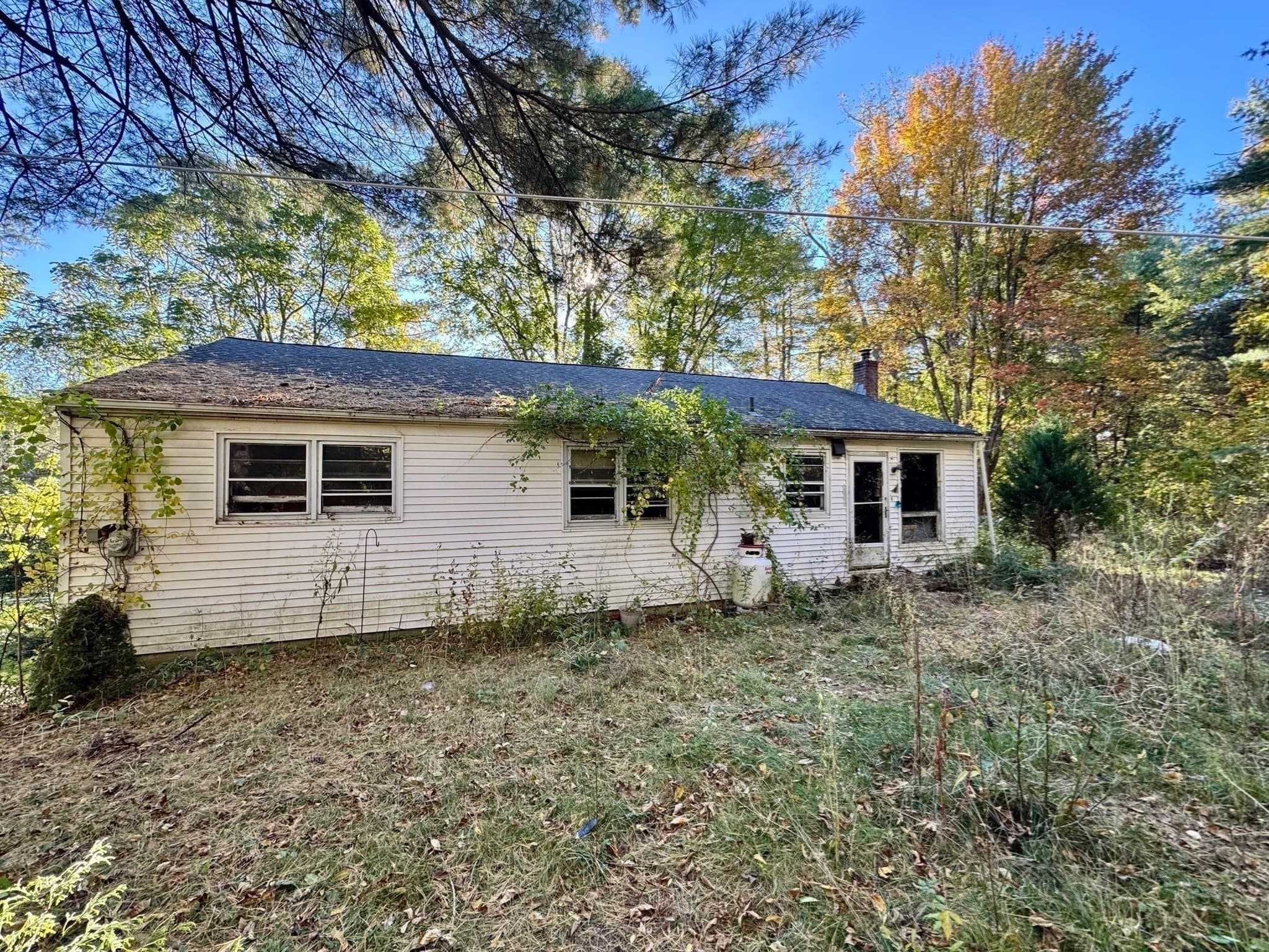 Single Family Residence at 5 Berry Corner Rd, Charlton MA 01507, Charlton, photo 27 of 30