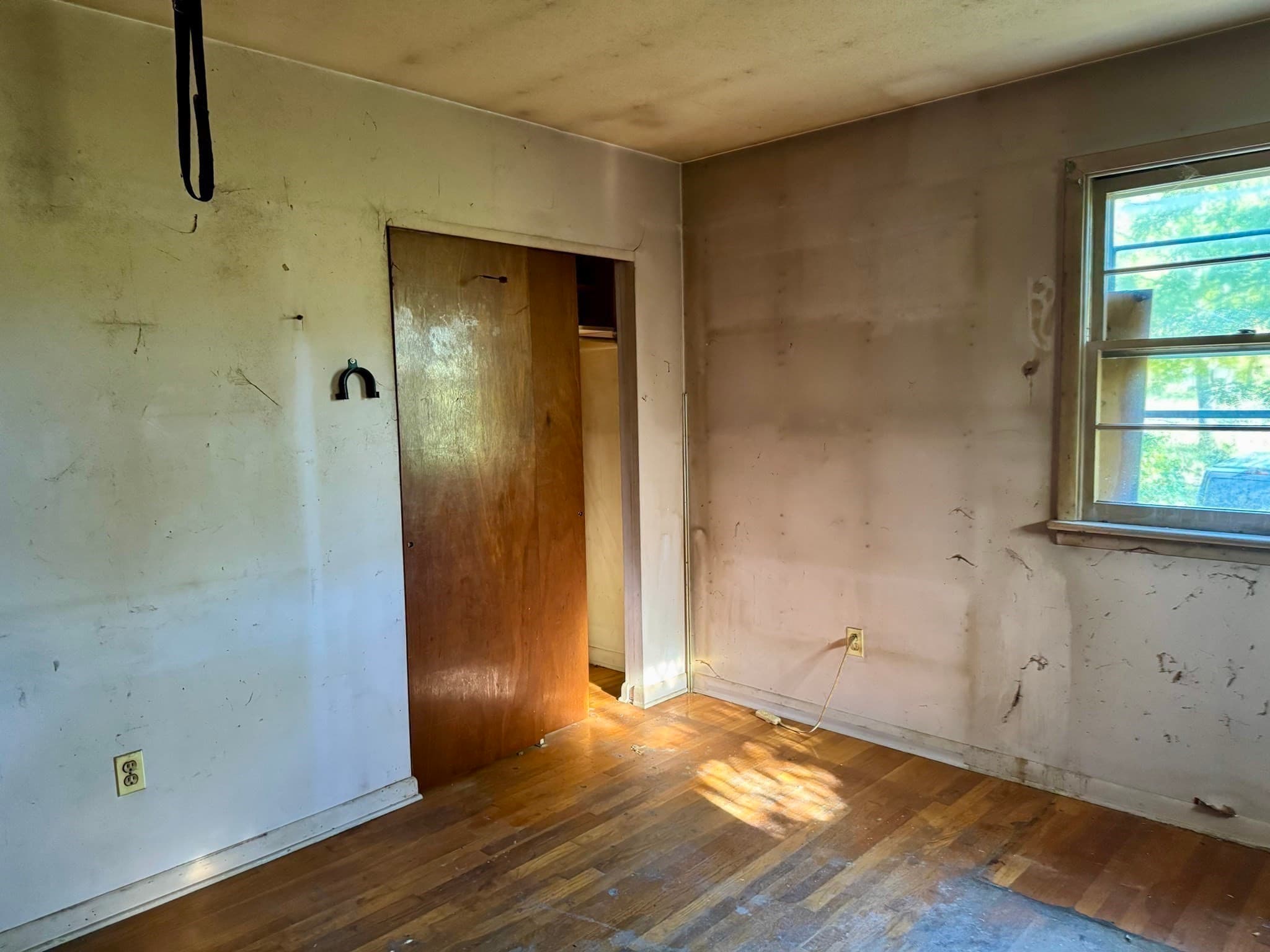 Single Family Residence at 5 Berry Corner Rd, Charlton MA 01507, Charlton, photo 13 of 30