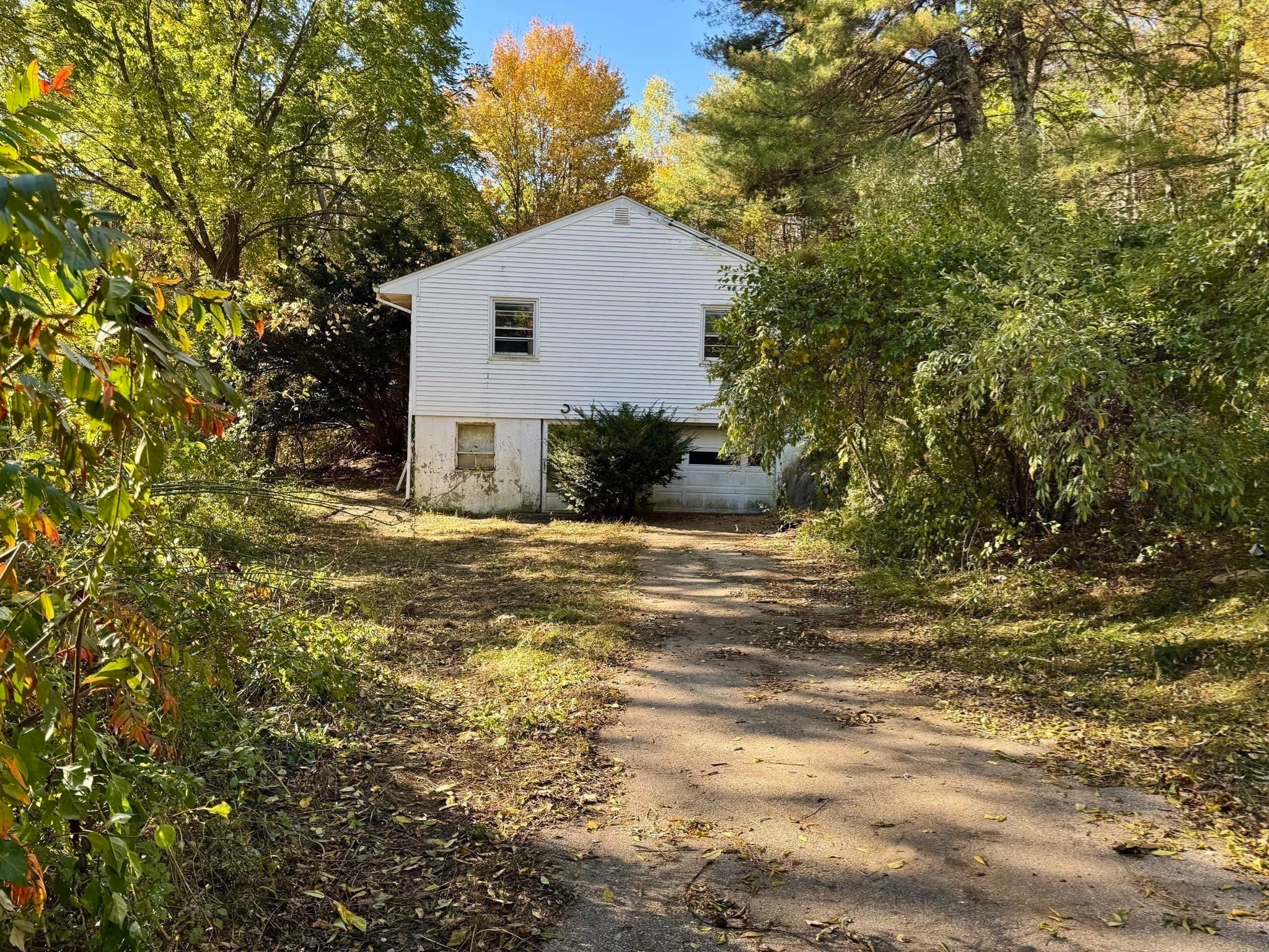 Single Family Residence at 5 Berry Corner Rd, Charlton MA 01507, Charlton, photo 29 of 30