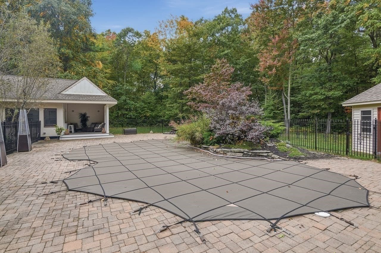 Single Family Residence at 37 Putnam Hill Road, Sutton MA 01590, Sutton, photo 36 of 42