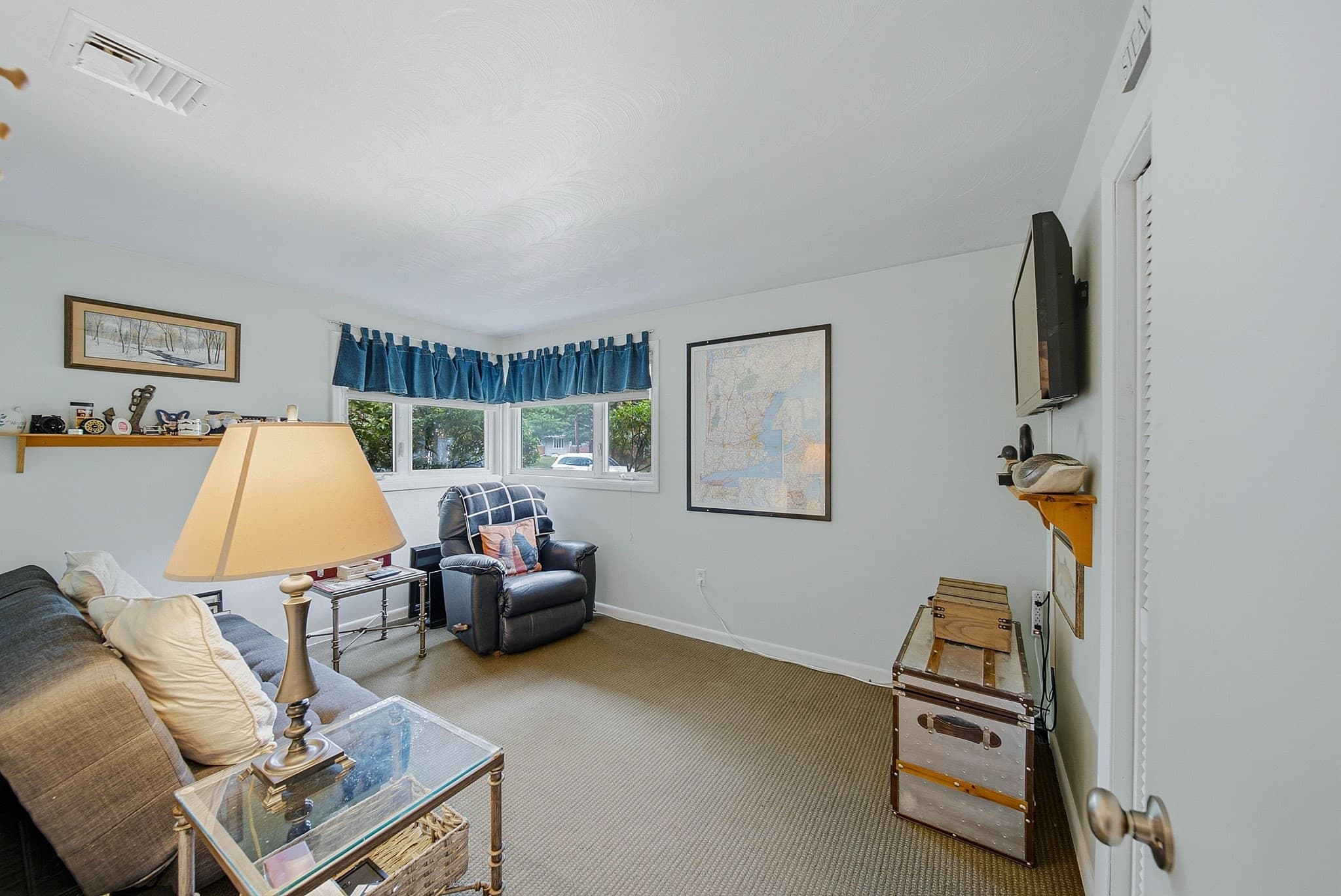 Single Family Residence at 50 Barry Rd, Worcester MA 01609, Worcester, photo 25 of 40