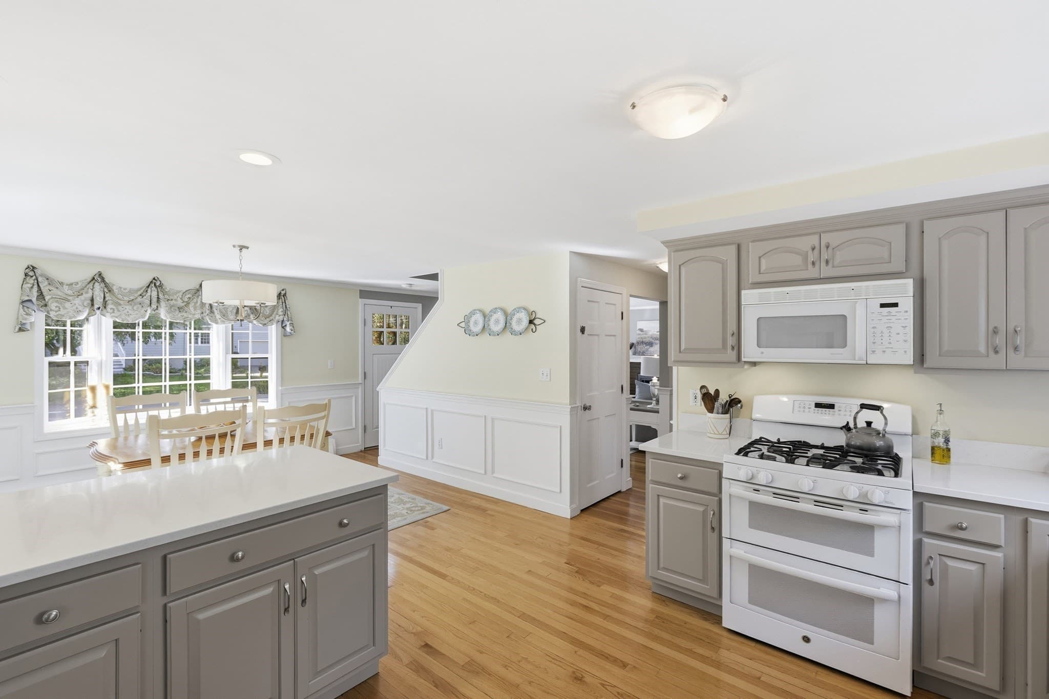Single Family Residence at 19 Evergreen Rd, Acton MA 01720, Acton, photo 8 of 42