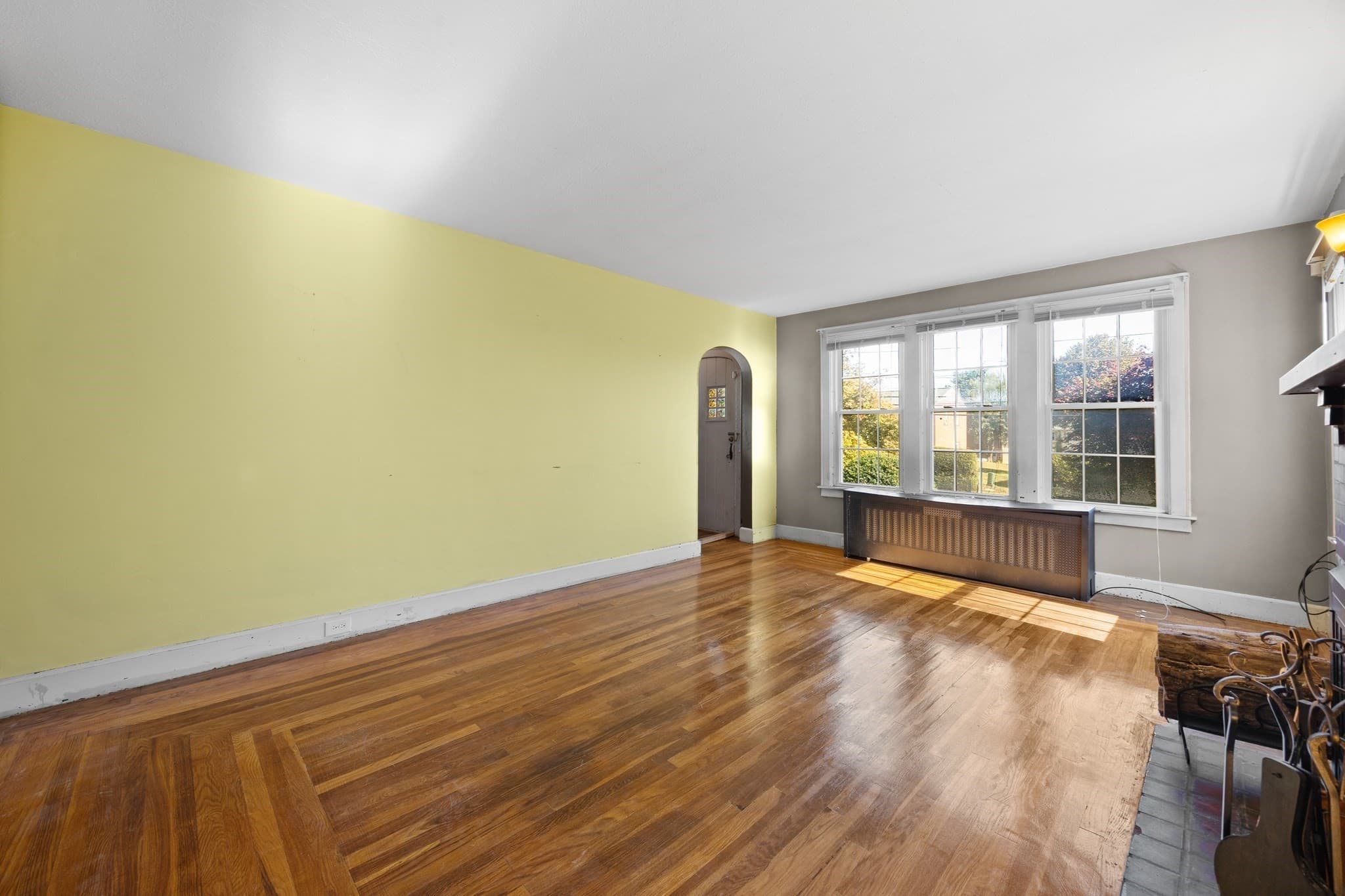 Single Family Residence at 306 Cherry Street, Holyoke MA 01040, Holyoke, photo 9 of 30