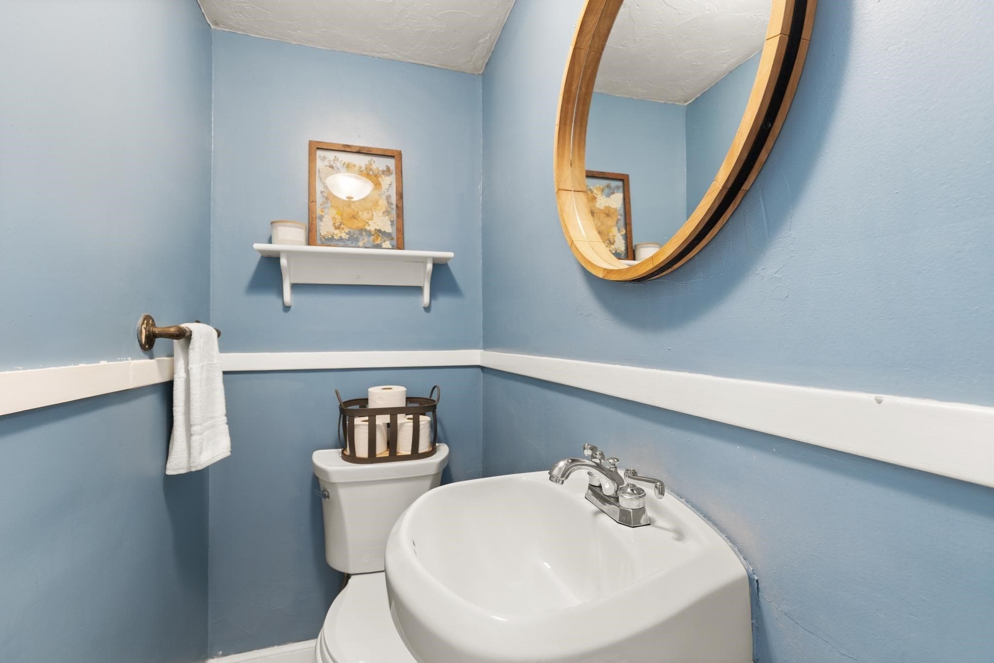 Single Family Residence at 6 Longworth Rd, Worcester MA 01602, Worcester, photo 31 of 39