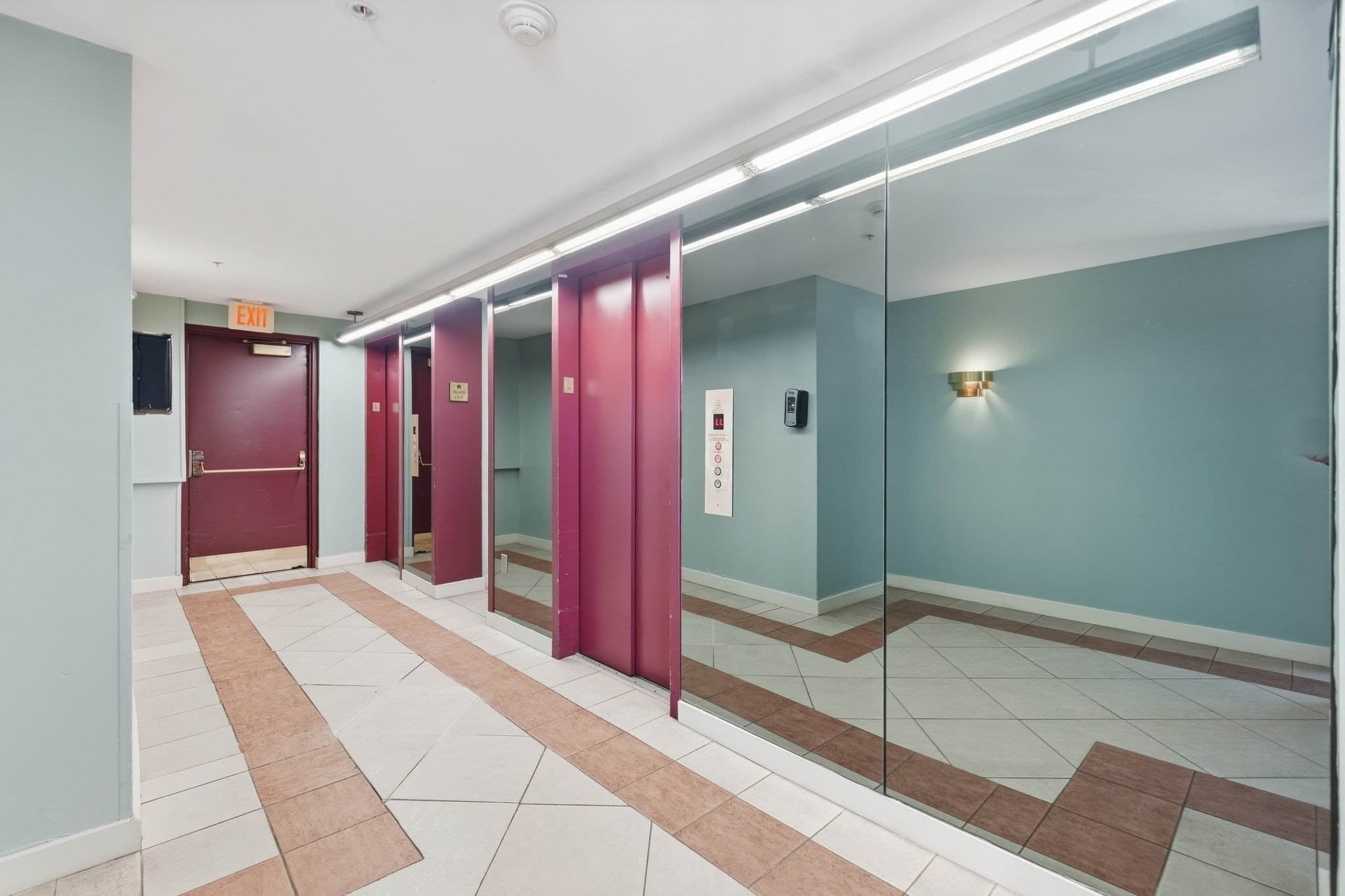 Condominium at 350 Revere Beach Blvd # 13R, Revere MA 02151, Revere, photo 5 of 42