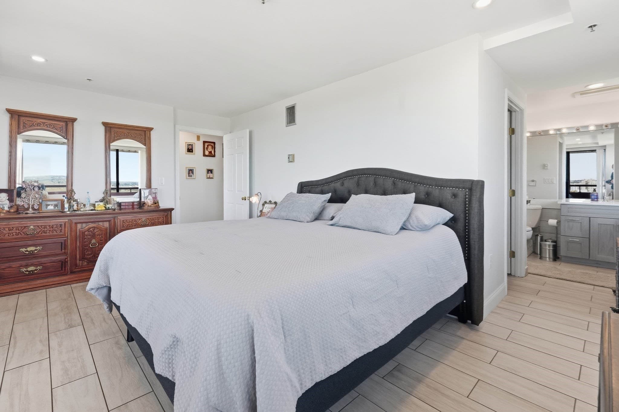 Condominium at 350 Revere Beach Blvd # 13R, Revere MA 02151, Revere, photo 19 of 42