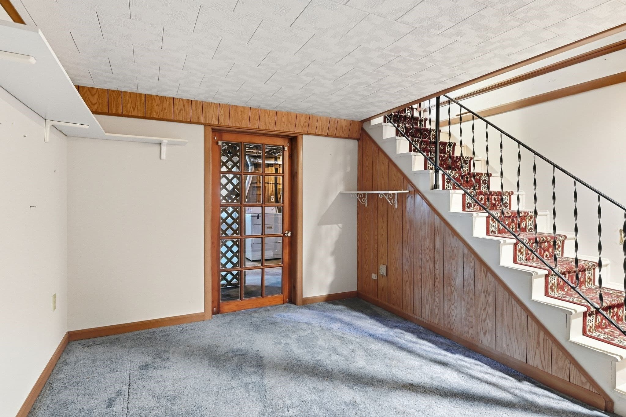 Single Family Residence at 16 Holly Ct, Springfield MA 01151, Springfield, photo 31 of 42