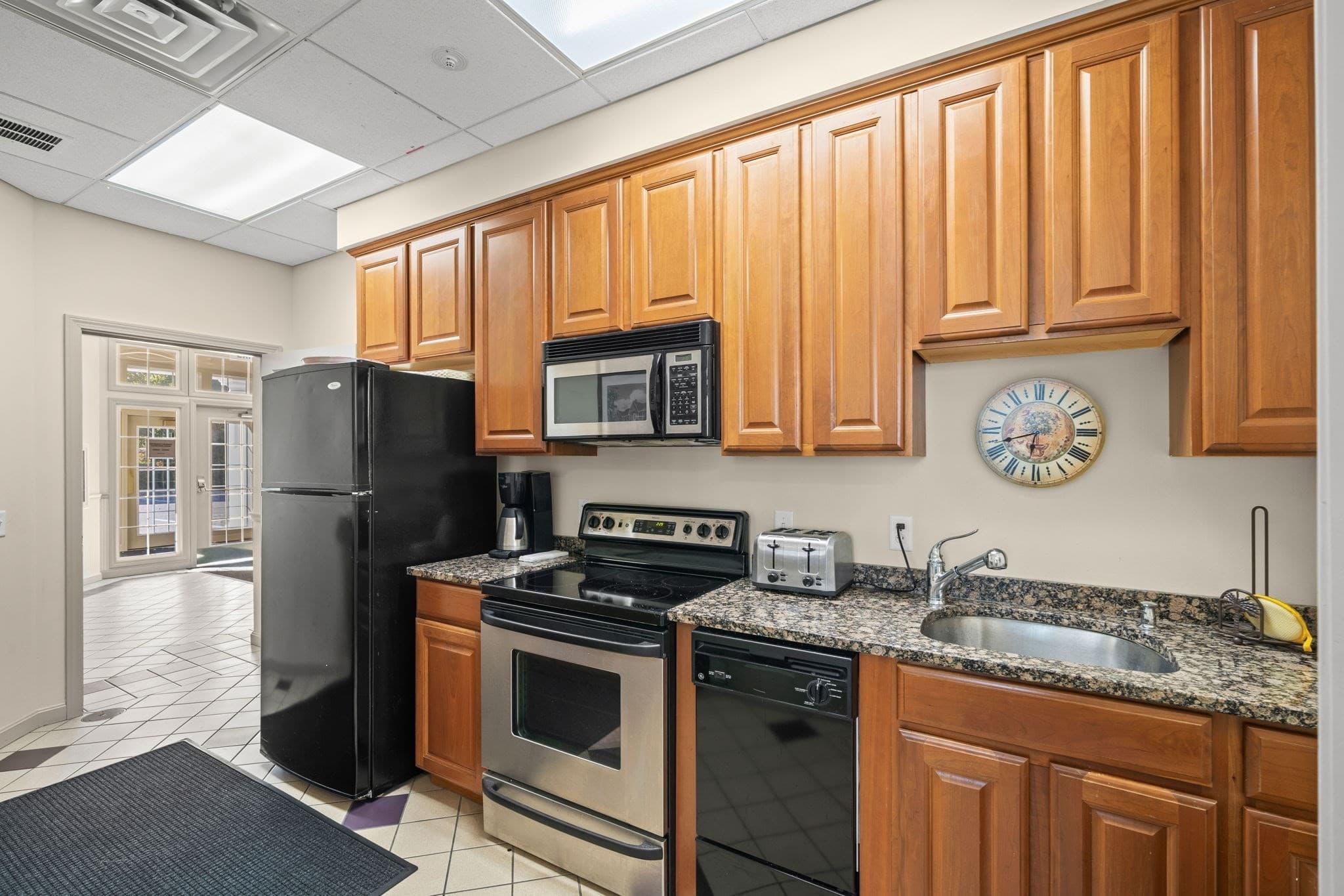 Condominium at 210 Chickering Rd # 201A, North Andover MA 01845, North Andover, photo 26 of 30