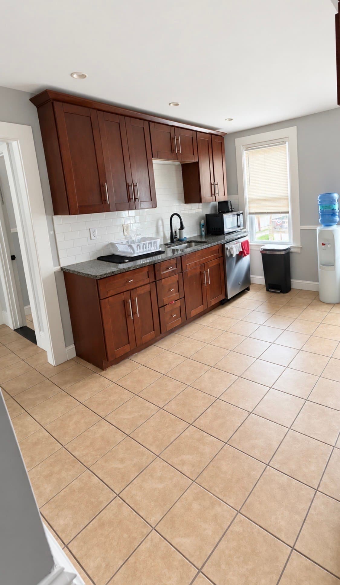 Multi Family at 37-39 S. Central Street, Haverhill MA 01835, Haverhill, photo 22 of 33