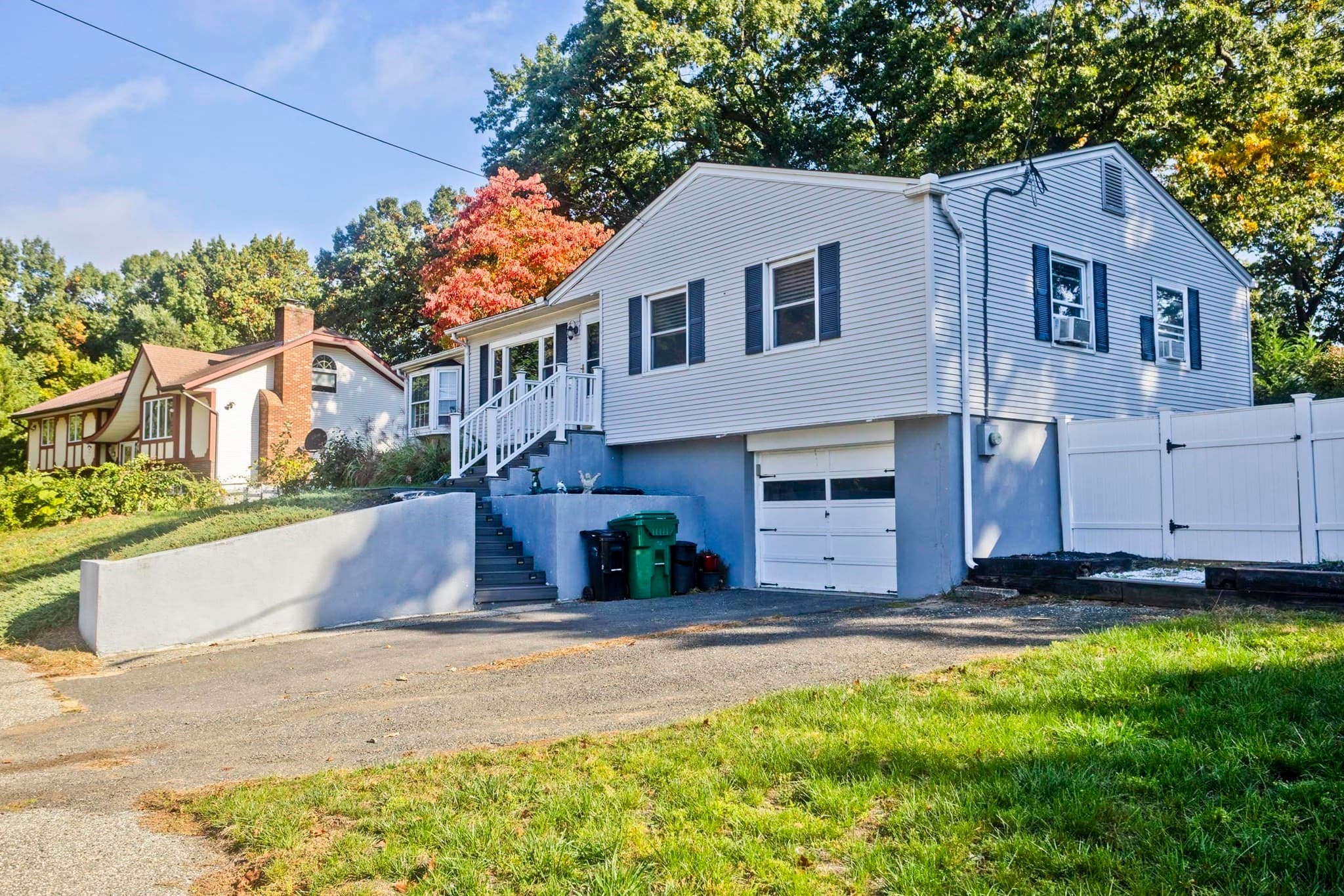 Single Family Residence at 107 Parenteau Dr, Chicopee MA 01020, Chicopee, photo 4 of 40