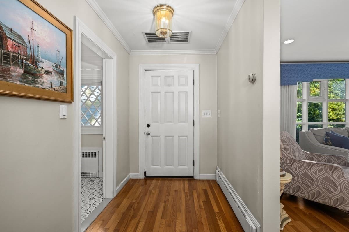 Single Family Residence at 15 Juniper Rd, Fitchburg MA 01420, Fitchburg, photo 11 of 35