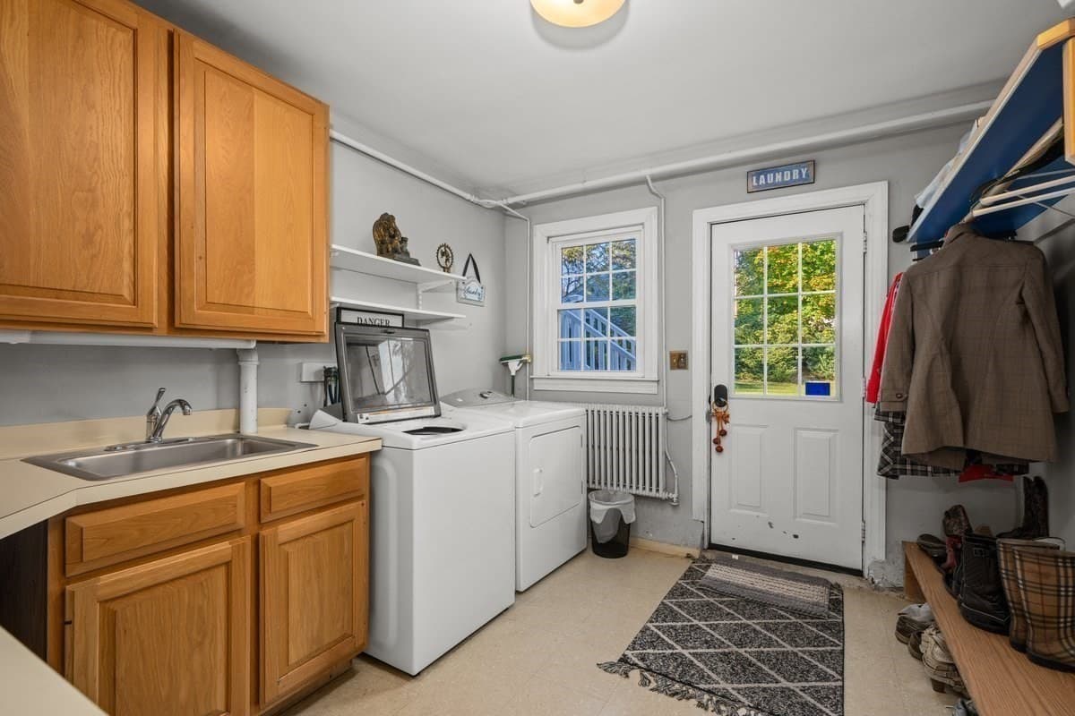 Single Family Residence at 15 Juniper Rd, Fitchburg MA 01420, Fitchburg, photo 21 of 35