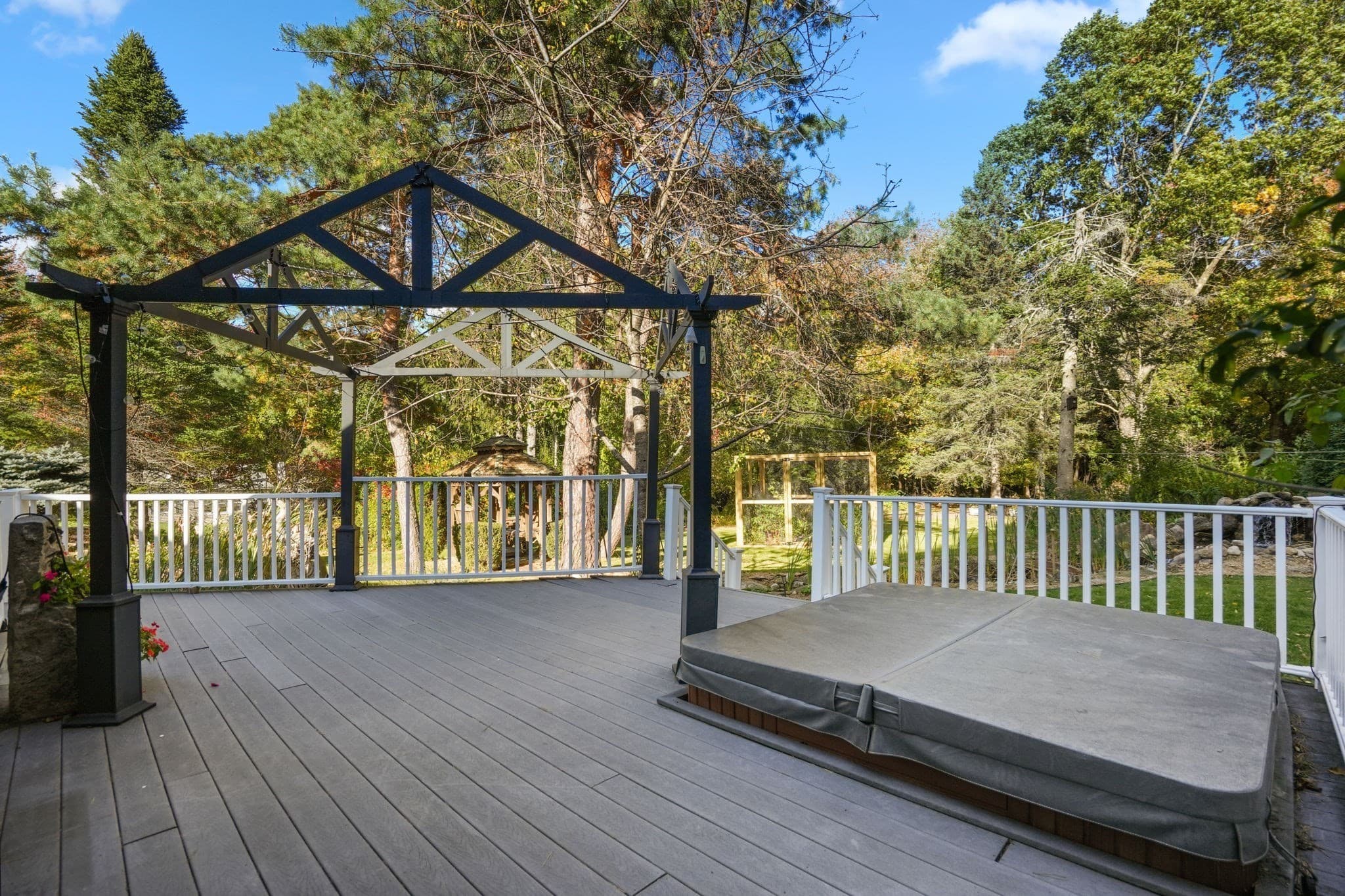 Single Family Residence at 126 Brattle St, Holden MA 01520, Holden, photo 31 of 38
