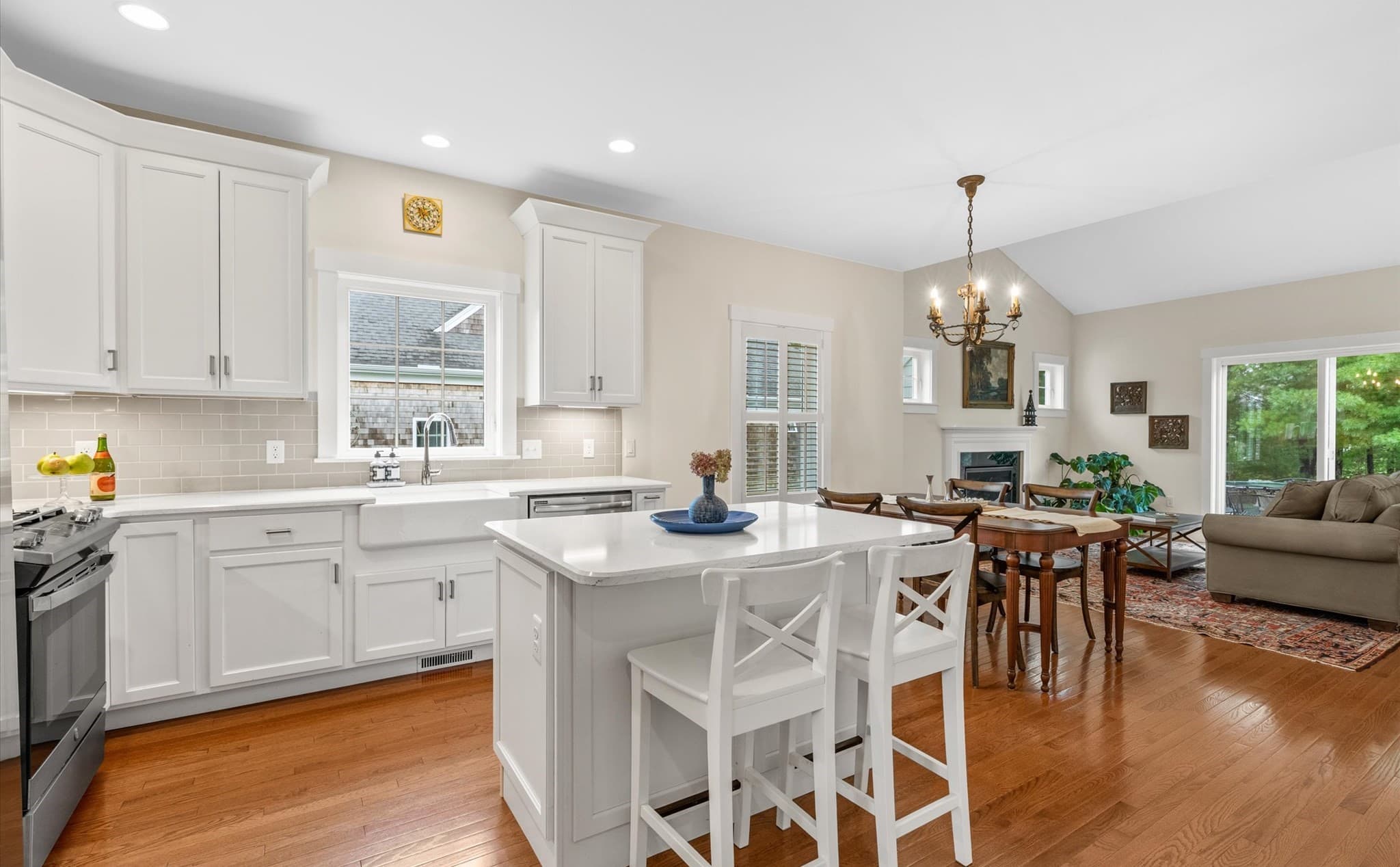 Single Family Residence at 106 White Clover Trl, Plymouth MA 02360, Plymouth, photo 6 of 33