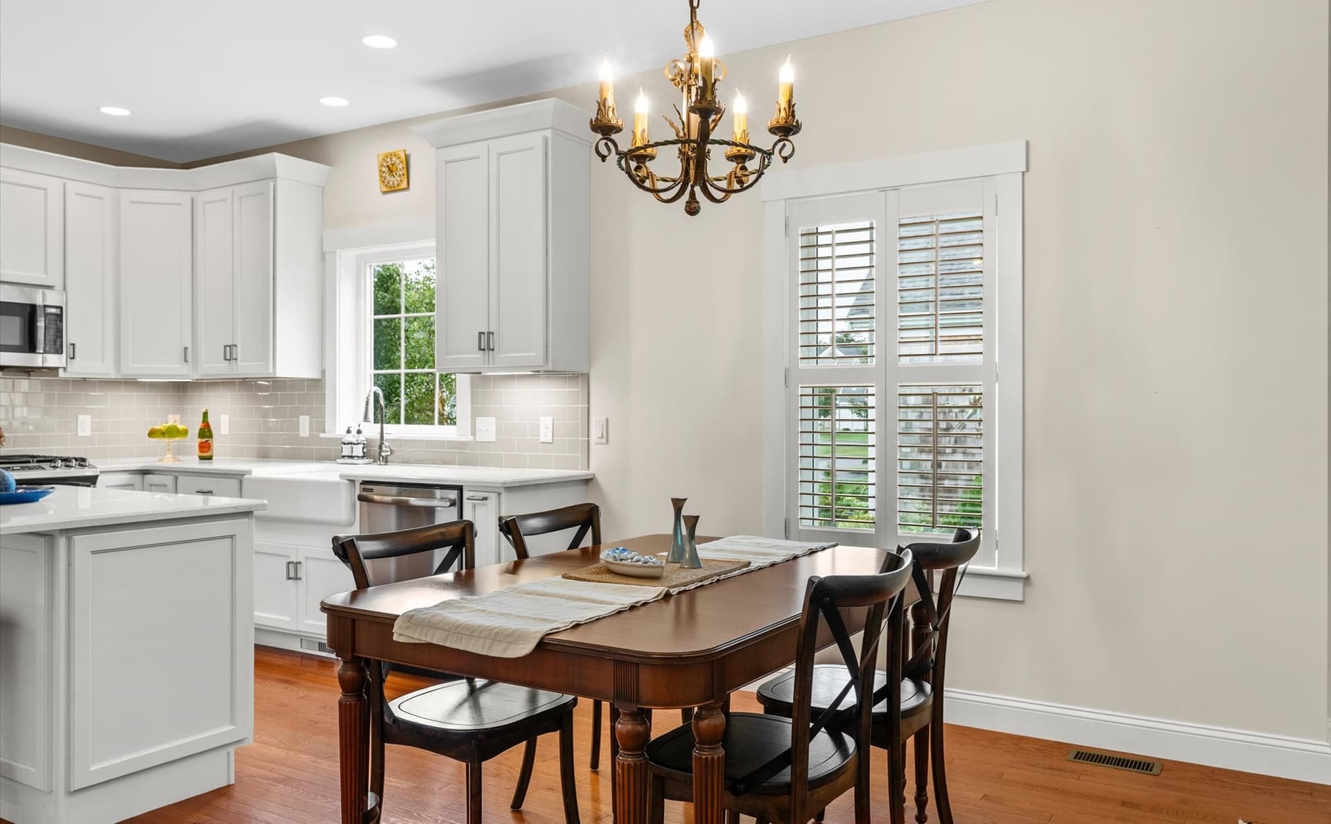 Single Family Residence at 106 White Clover Trl, Plymouth MA 02360, photo 12 of 33