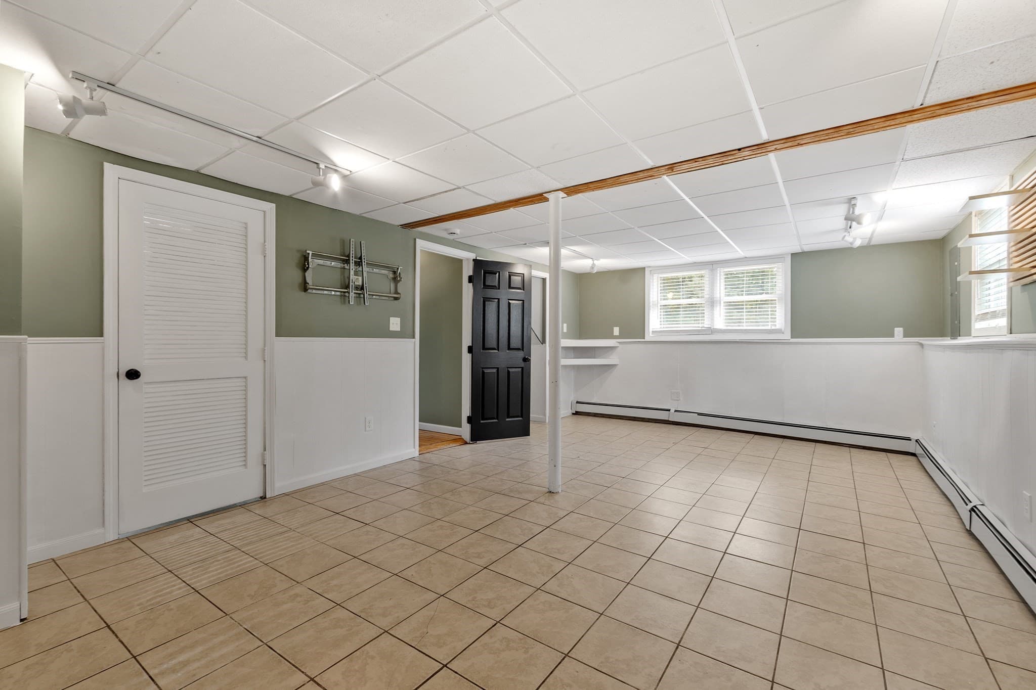 Single Family Residence at 365 E Rindge Rd, Ashburnham MA 01430, Ashburnham, photo 22 of 41