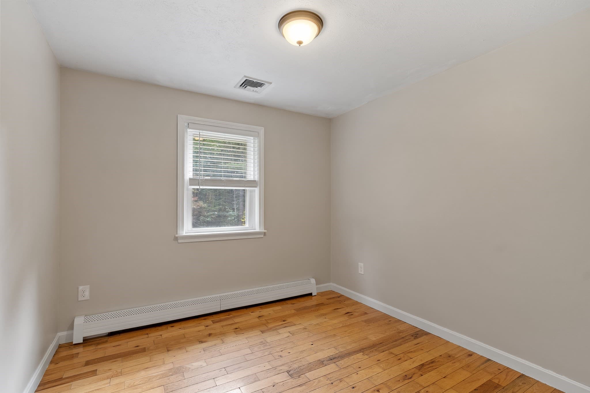 Single Family Residence at 365 E Rindge Rd, Ashburnham MA 01430, Ashburnham, photo 10 of 41