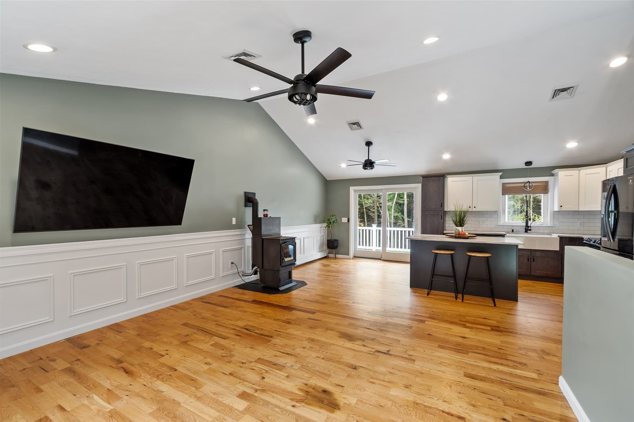 Single Family Residence at 365 E Rindge Rd, Ashburnham MA 01430, Ashburnham, photo 4 of 41