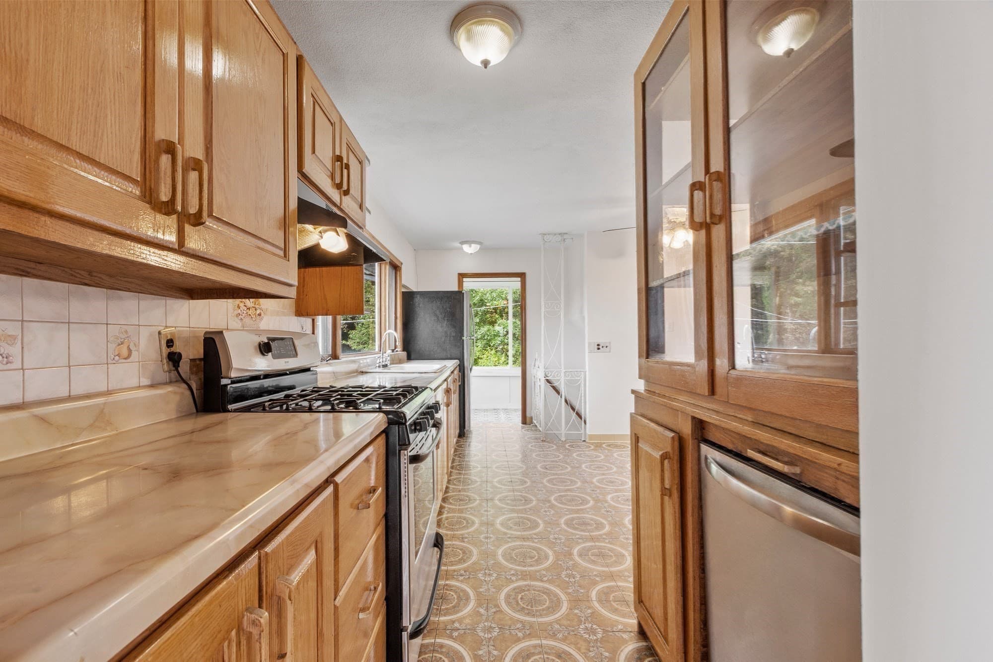 2 Family - 2 Units Up/Down at 253 Fellsway West, Medford MA 02155, Medford, photo 23 of 39