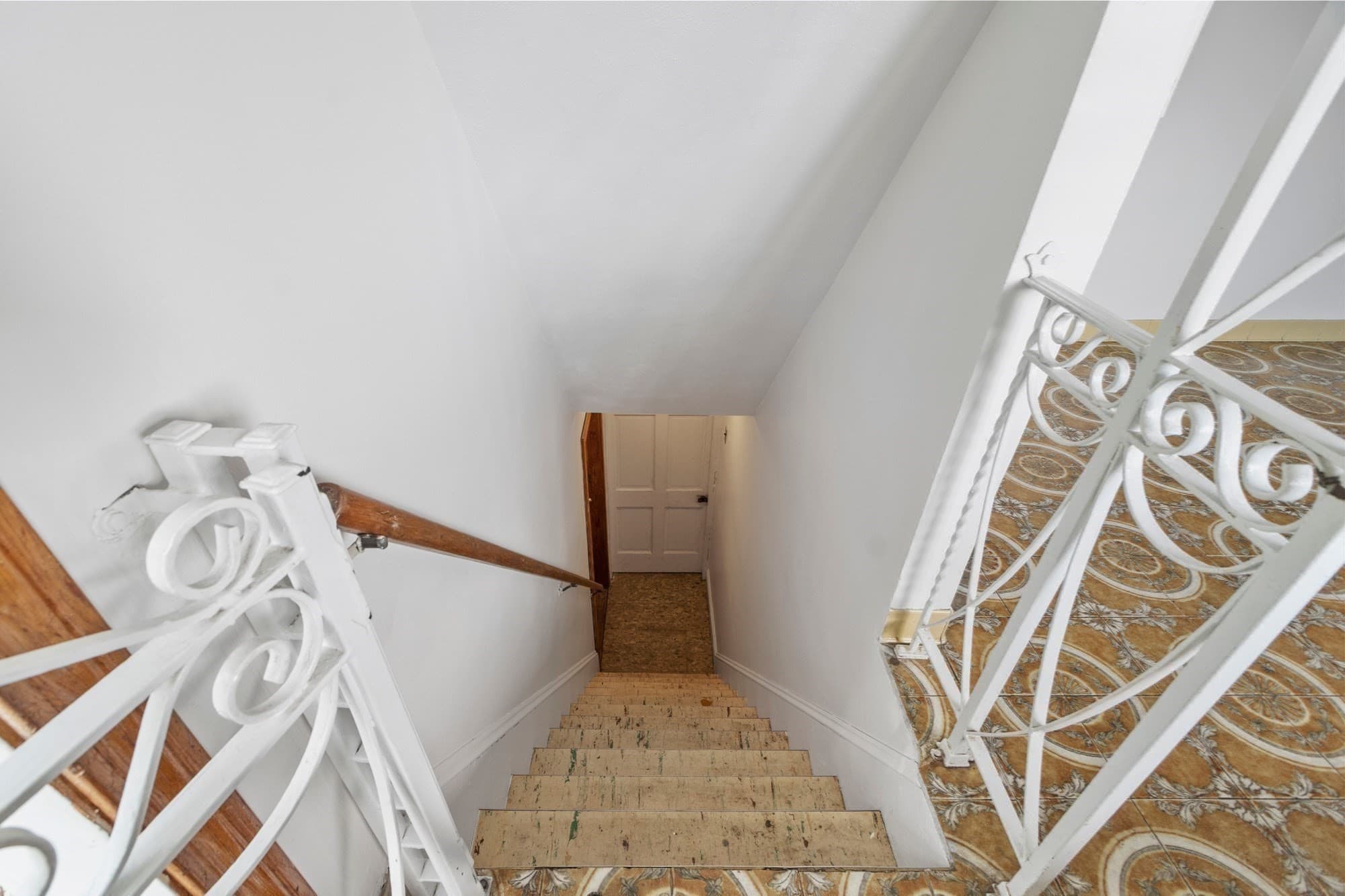 2 Family - 2 Units Up/Down at 253 Fellsway West, Medford MA 02155, Medford, photo 26 of 39