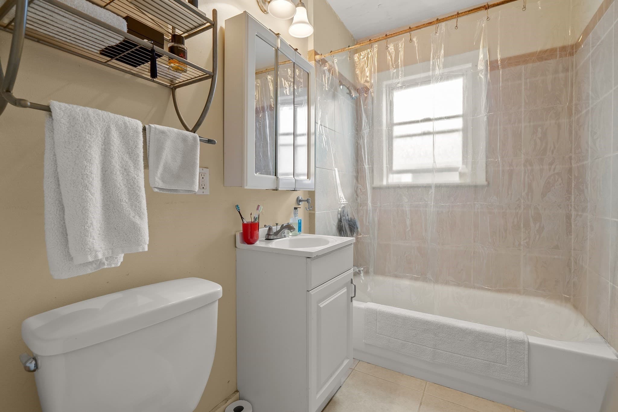 3 Family at 177 Chestnut Avenue, Boston MA 02130, Boston, photo 16 of 20