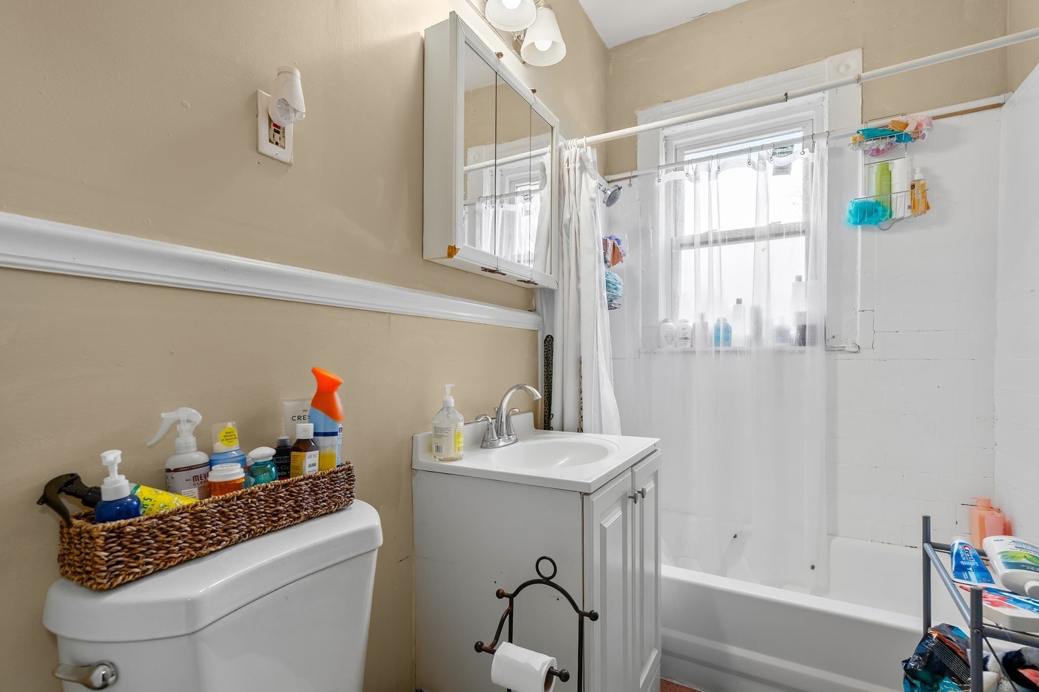 3 Family at 177 Chestnut Avenue, Boston MA 02130, Boston, photo 8 of 20