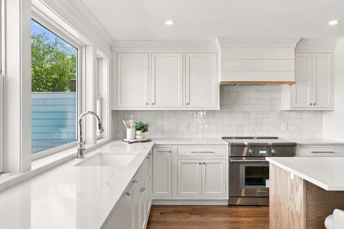 Single Family Residence at 158 Hersey St, Hingham MA 02043, Hingham, photo 9 of 39