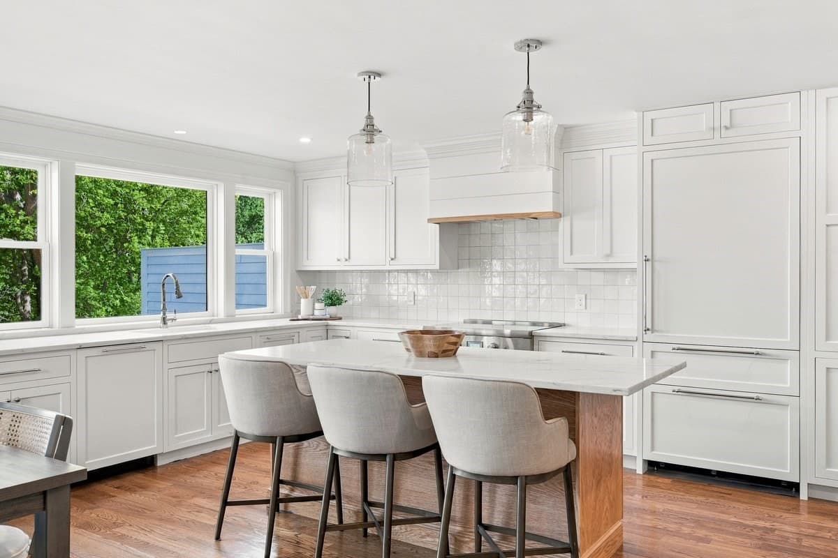 Single Family Residence at 158 Hersey St, Hingham MA 02043, Hingham, photo 10 of 39