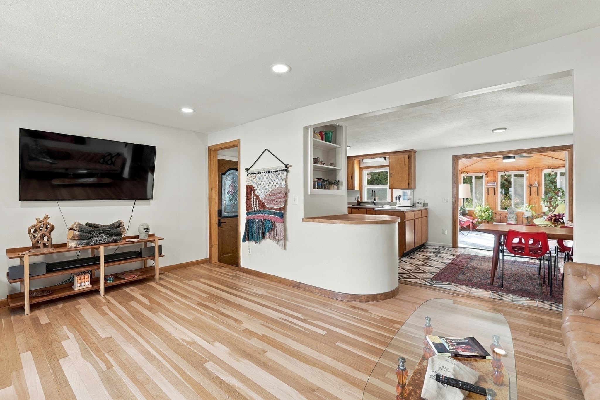 Single Family Residence at 5 Winchester Ter, Northampton MA 01062, Northampton, photo 4 of 35