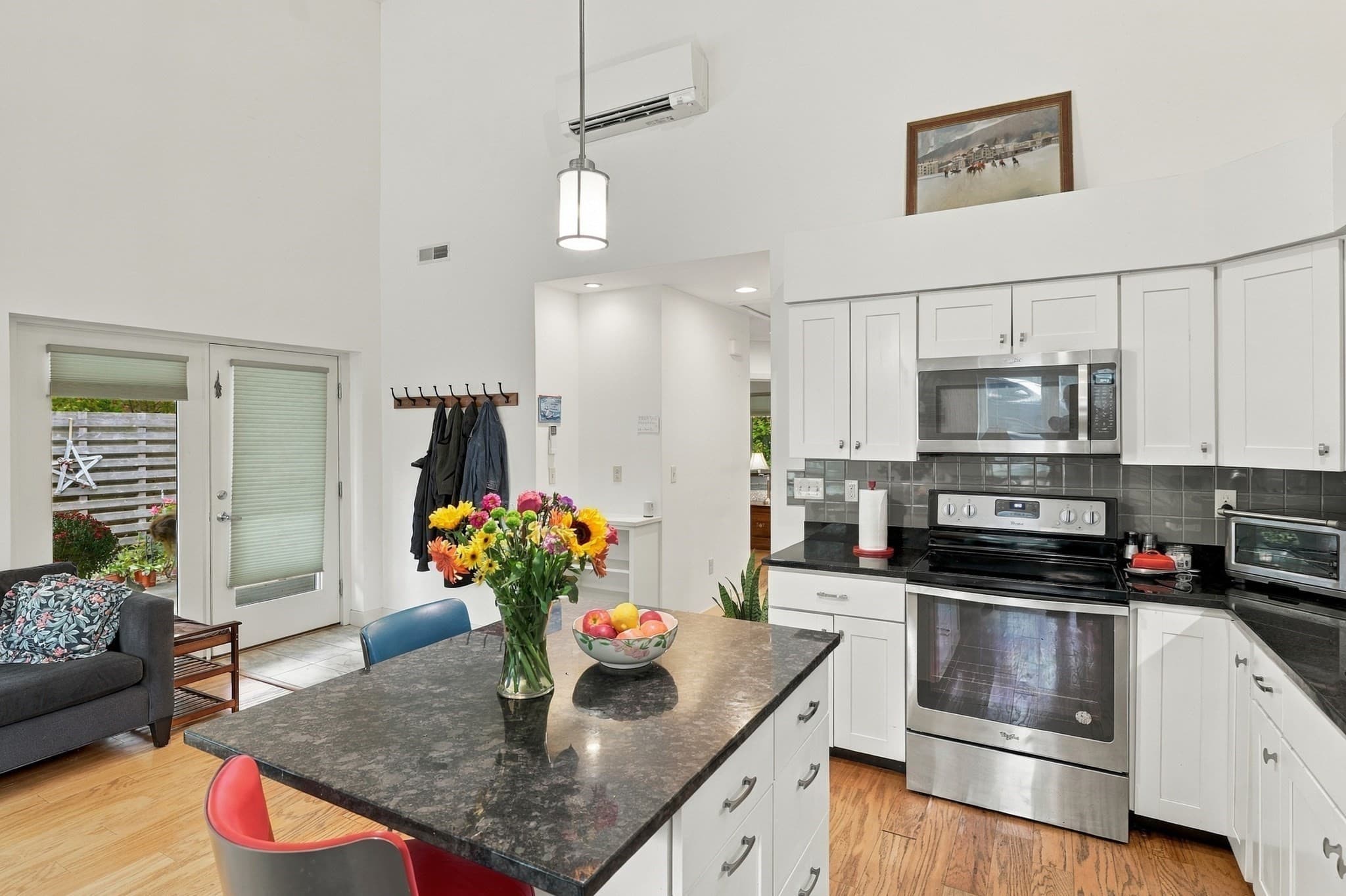 Condominium at 129 Hinckley St # 129, Northampton MA 01062, Northampton, photo 3 of 29
