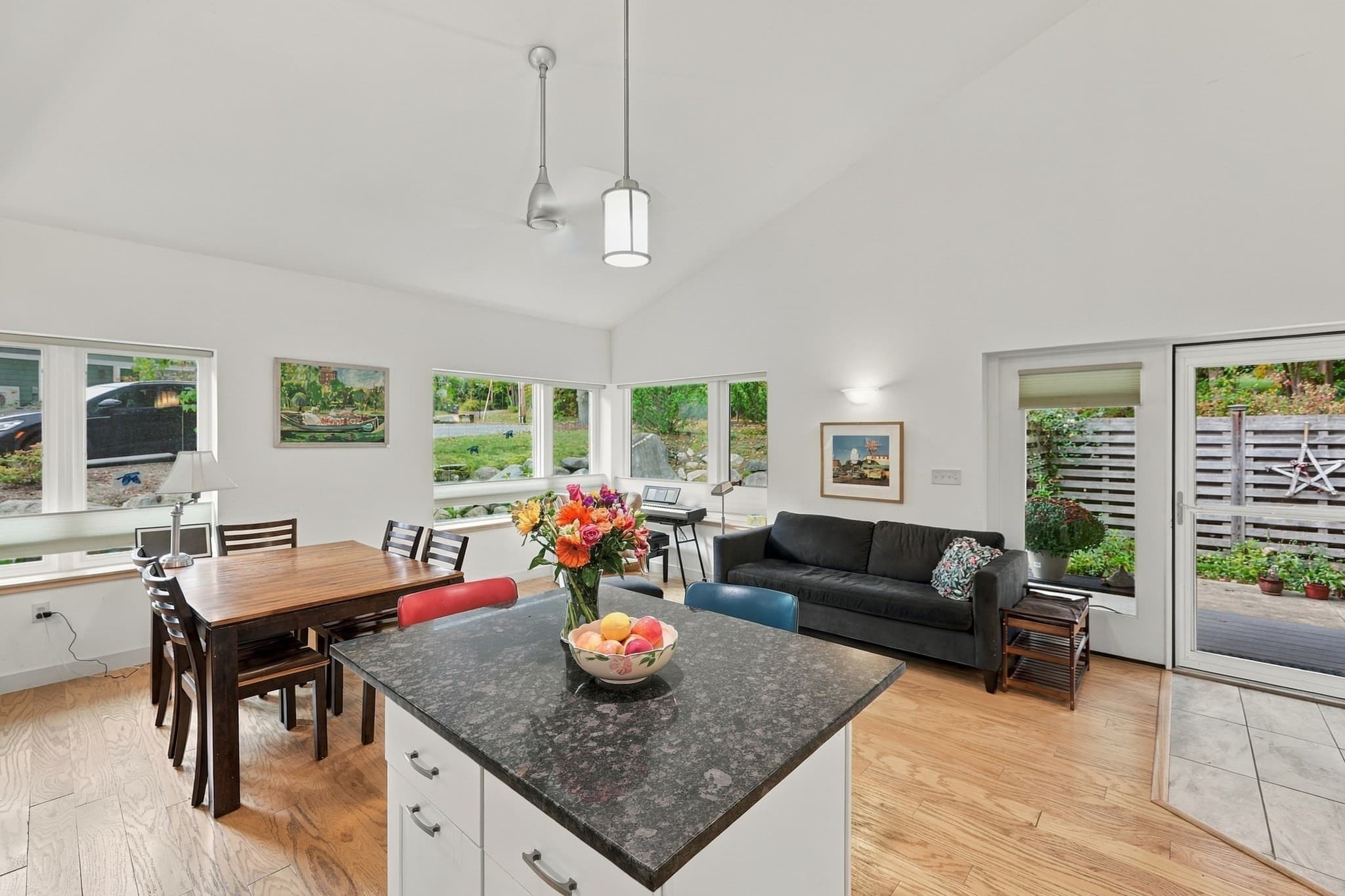 Condominium at 129 Hinckley St # 129, Northampton MA 01062, Northampton, photo 9 of 29