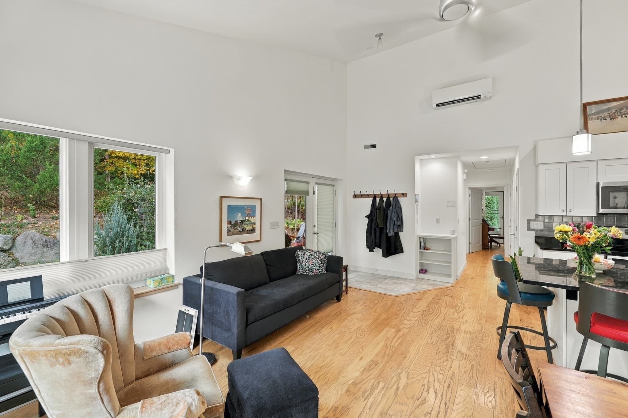 Condominium at 129 Hinckley St # 129, Northampton MA 01062, Northampton, photo 4 of 29