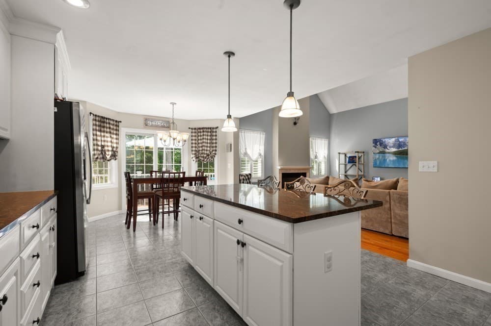 Single Family Residence at 10 Valley Rd, Danvers MA 01923, Danvers, photo 6 of 42