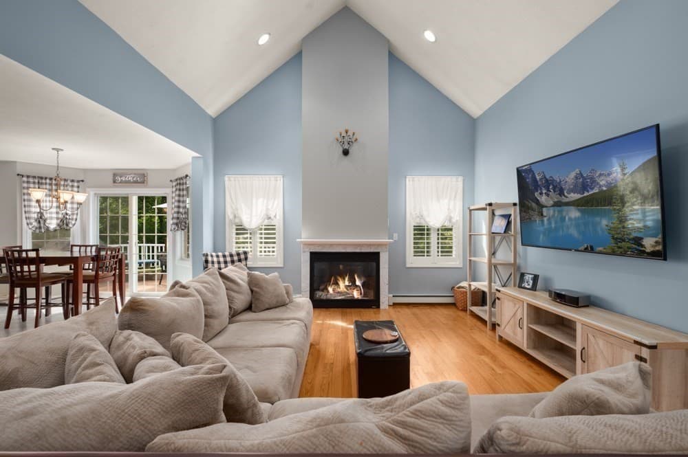 Single Family Residence at 10 Valley Rd, Danvers MA 01923, Danvers, photo 12 of 42