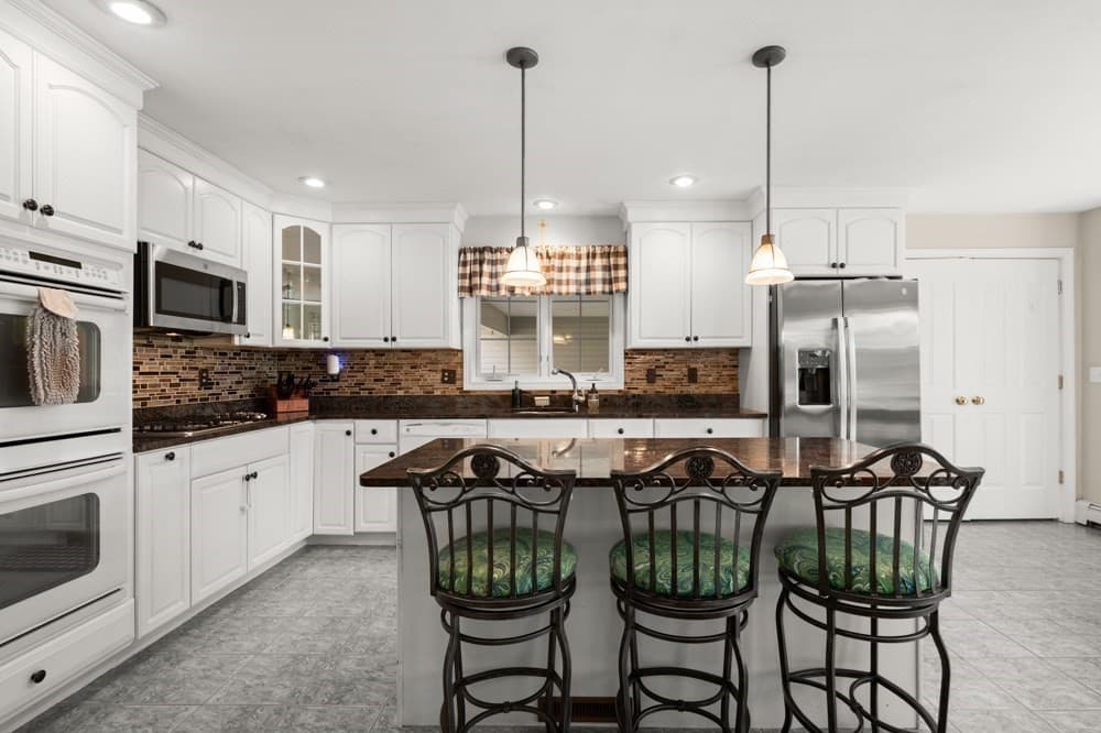 Single Family Residence at 10 Valley Rd, Danvers MA 01923, Danvers, photo 8 of 42