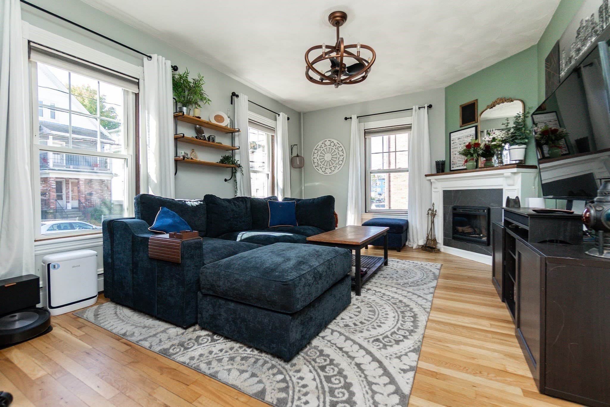 Condominium at 138 Robbins Street # 1, Waltham MA 02453, Waltham, photo 2 of 30