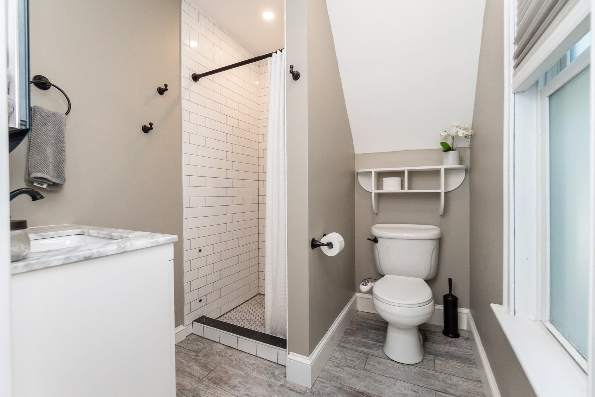 Condominium at 138 Robbins Street # 1, Waltham MA 02453, Waltham, photo 16 of 30