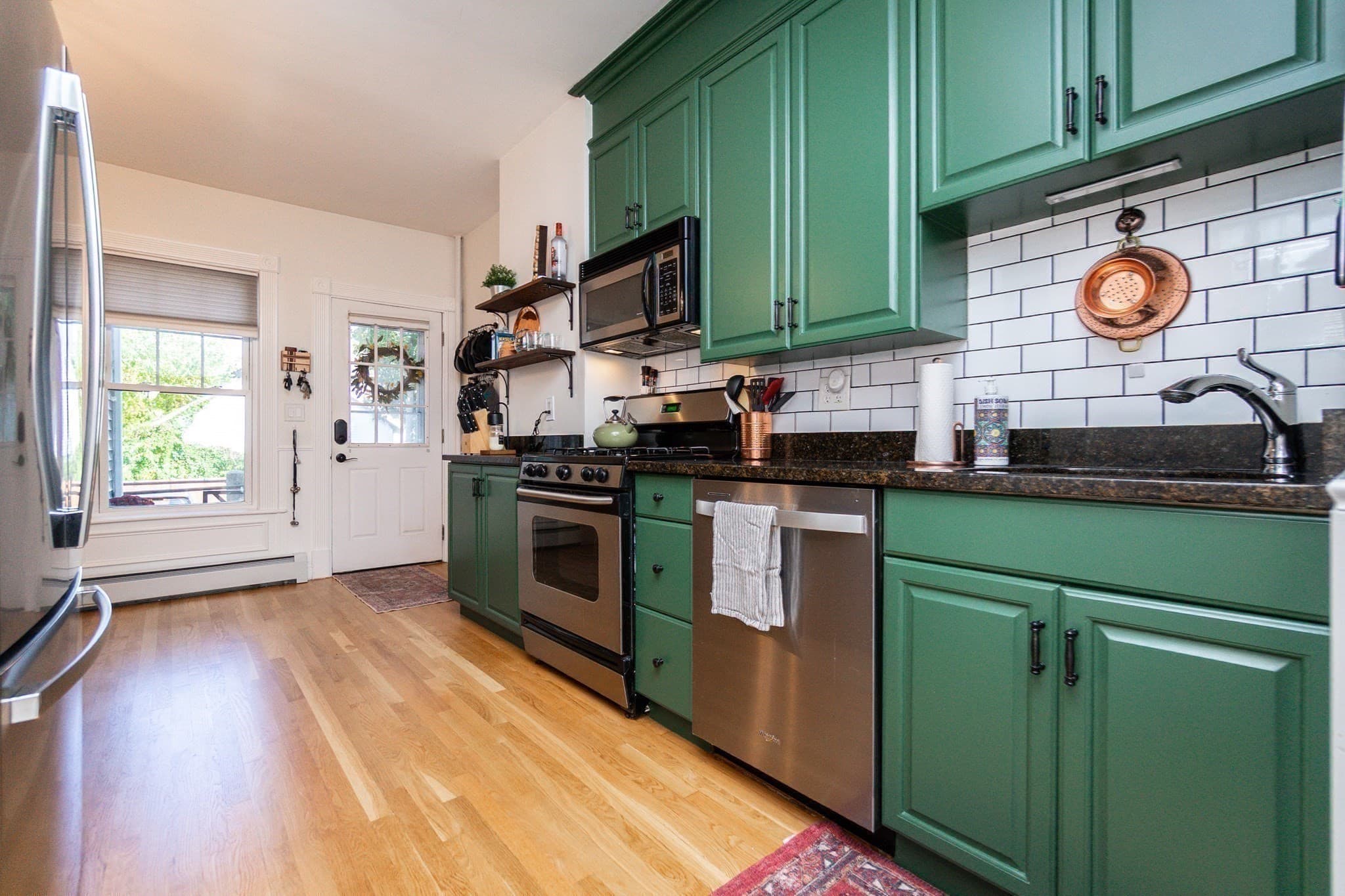 Condominium at 138 Robbins Street # 1, Waltham MA 02453, Waltham, photo 7 of 30