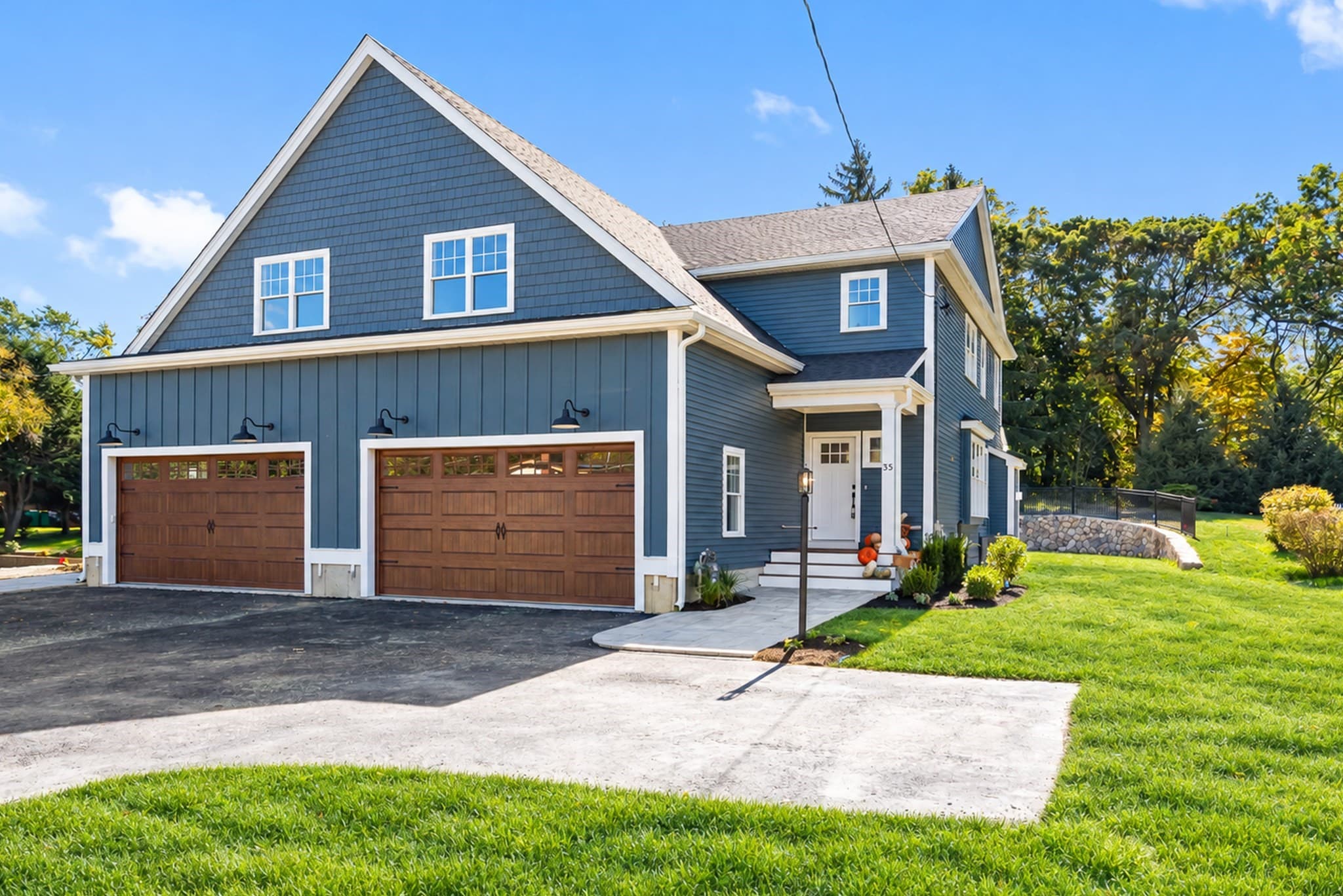 35 School St # 35, Woburn MA 01801