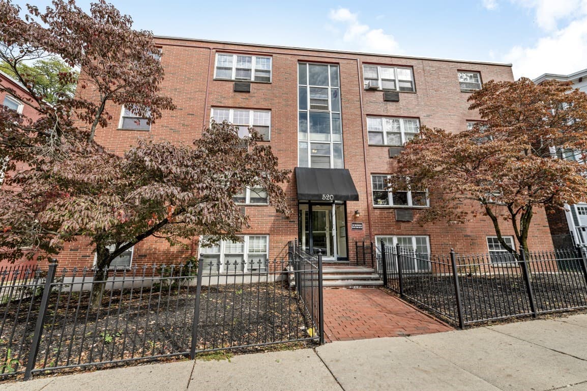520 Talbot Ave # 4, Boston MA 02124